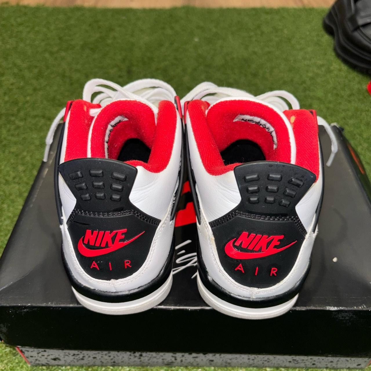 Jordan Brand Jordan 4 Retro “Fire Red 2020” Size US 5.5 / EU 38 - 6 Thumbnail
