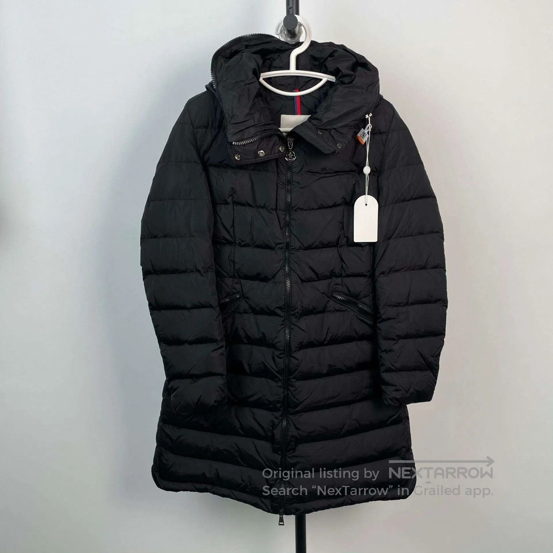 Moncler Moncler Women's Flammette Down Jacket. Size S / US 4 / IT 40 - 1 Thumbnail