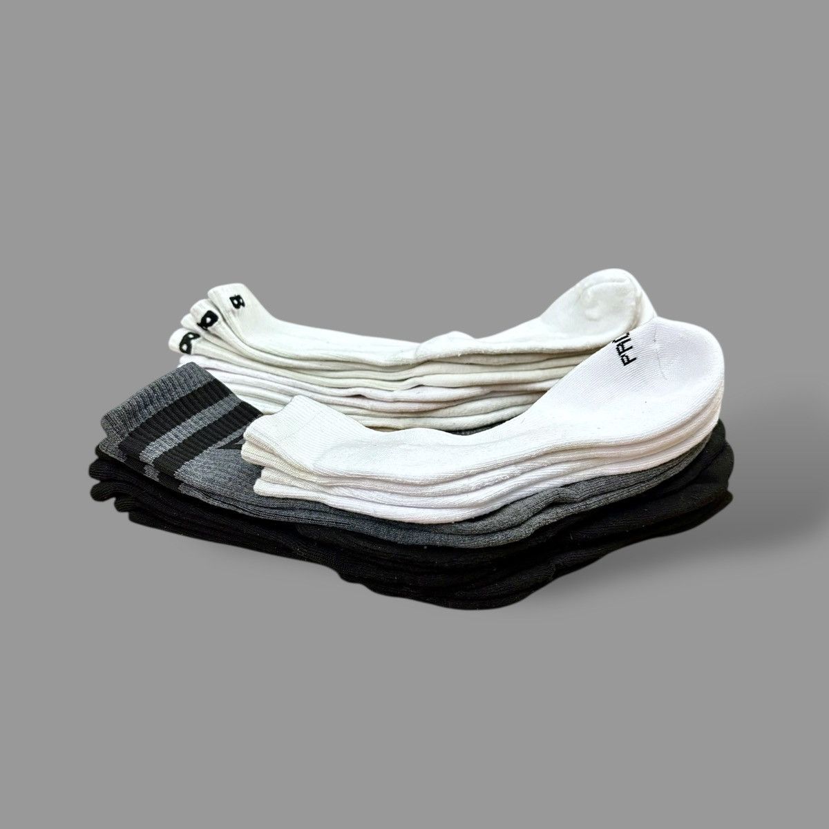 Champion Mixed Bundle of 11 Pairs of Mens Black White Socks Sz 6-9 Size ONE SIZE - 5 Thumbnail