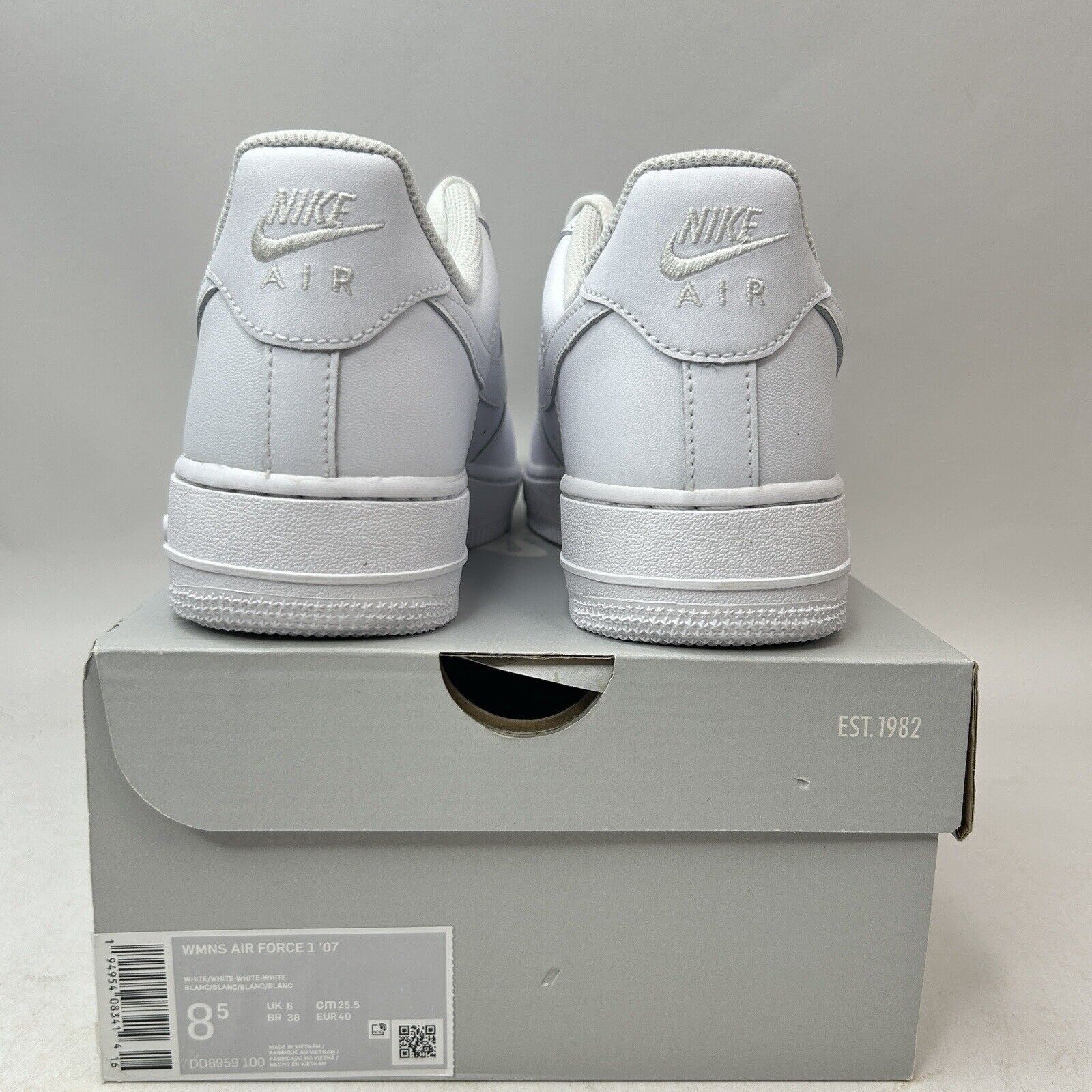 Nike Nike Shoes Air Force 1 Low 07’ “Triple White” 2024 Size US 8.5 / IT 38.5 - 4 Thumbnail