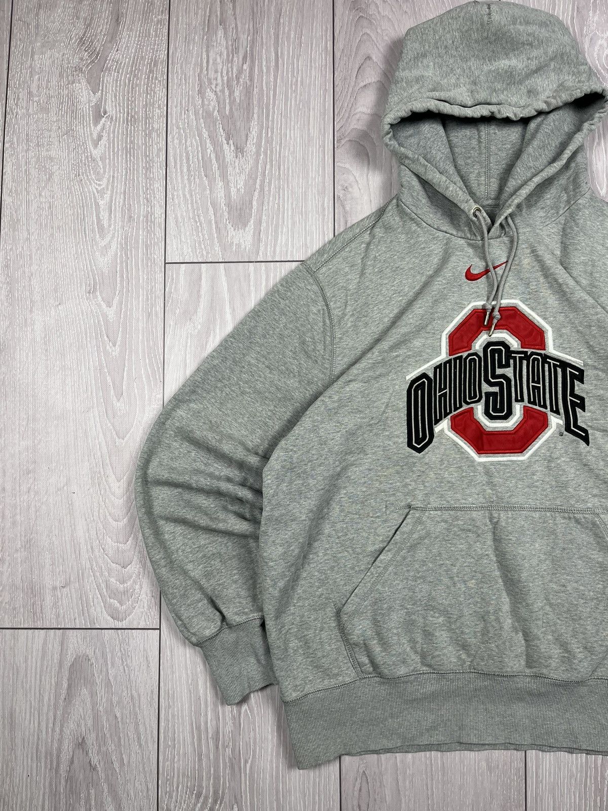 Nike × Vintage Vintage Nike Ohio State Center Logo Grey Hoodie 00s Size US M / EU 48-50 / 2 - 4 Thumbnail