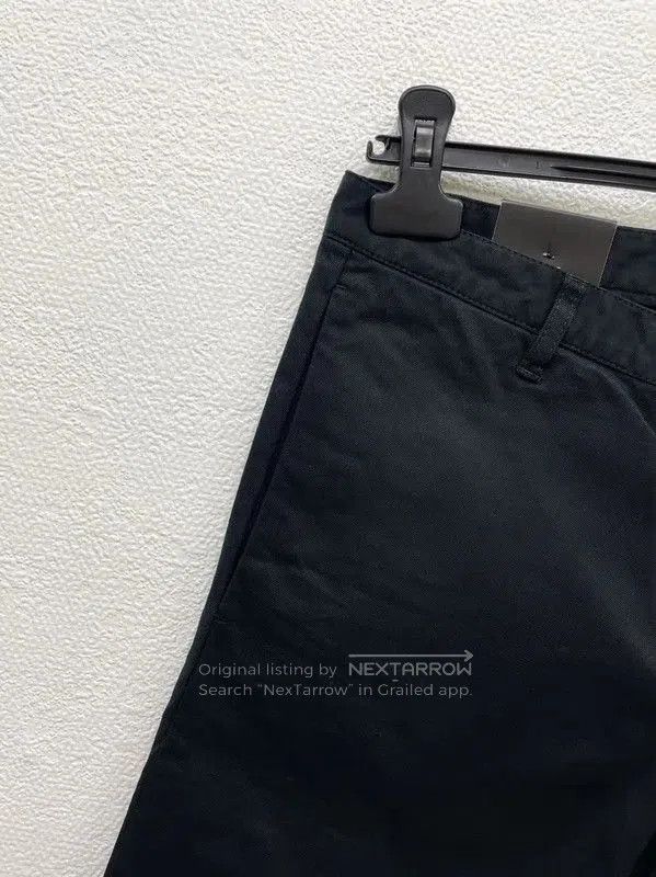 Dsquared2 DSQUARED2 Black Casual Pants for Men . Size US 26 / EU 42 - 3 Thumbnail