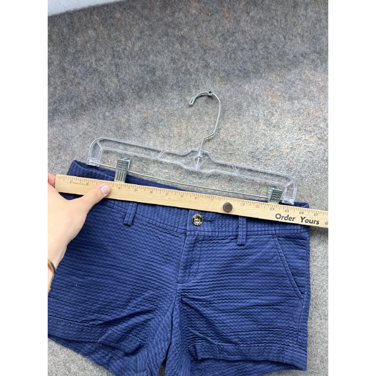 Lilly Pulitzer Lilly Pulitzer Shorts Womens 4 Blue Callahan Short Seersucker Chino Casual Size 27" / US 4 / IT 40 - 5 Thumbnail