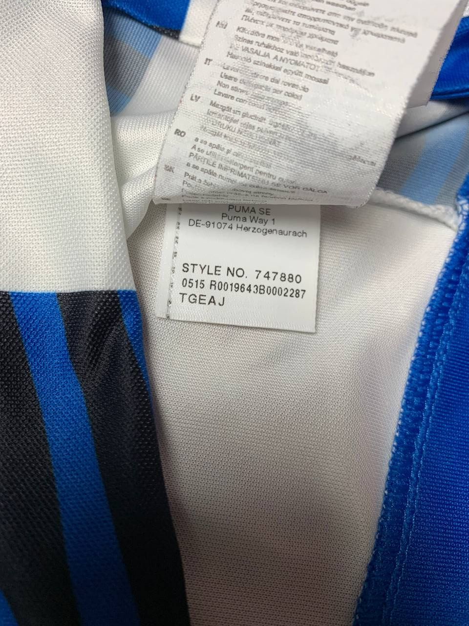Puma Newcastle United FC 2015 Home Football Shirt Soccer Jersey Size US M / EU 48-50 / 2 - 4 Thumbnail