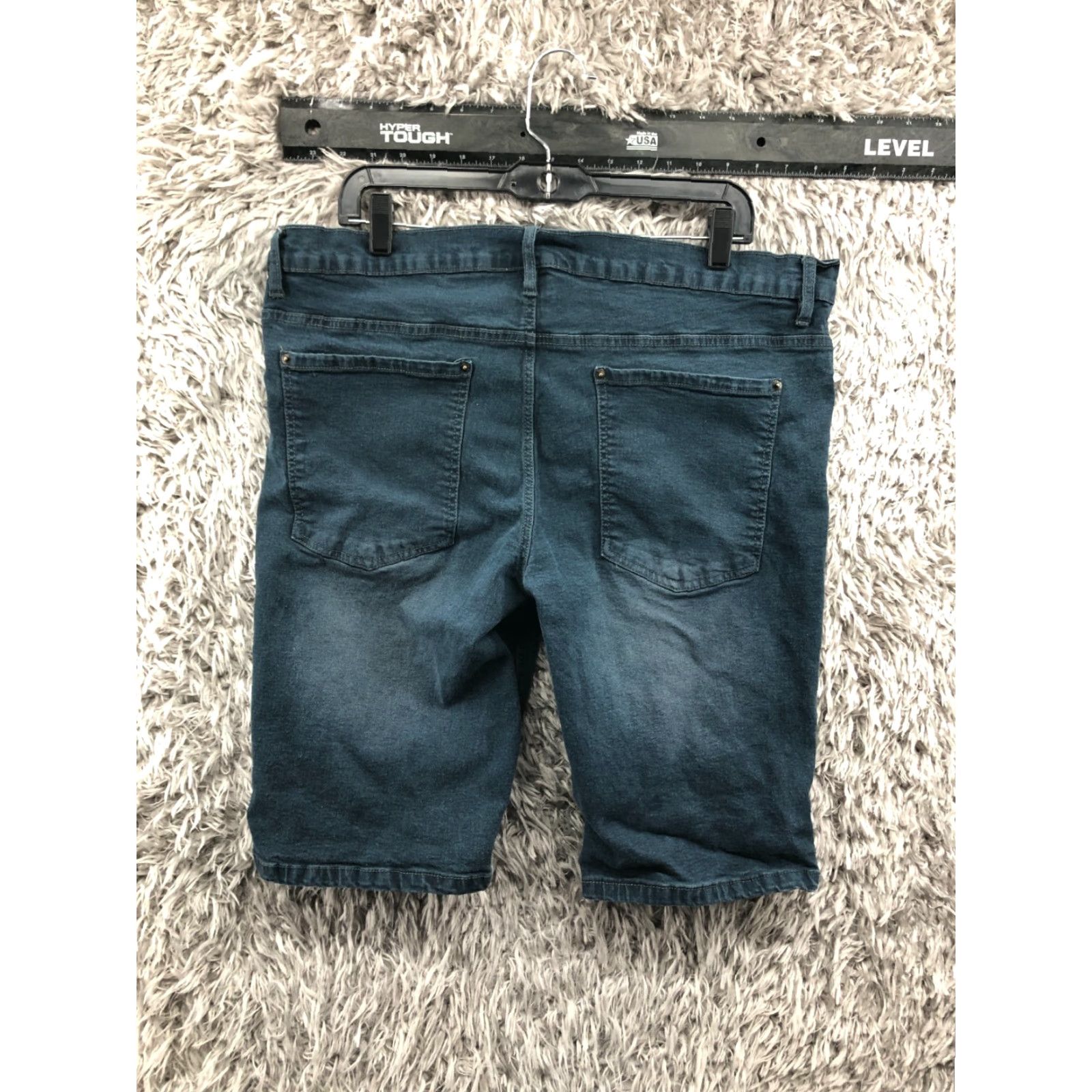 Vintage Hollywood Shorts Mens Size 38 Mid Rise Dark Wash Blue Denim Bermuda Shorts Size US 38 / EU 54 - 4 Thumbnail