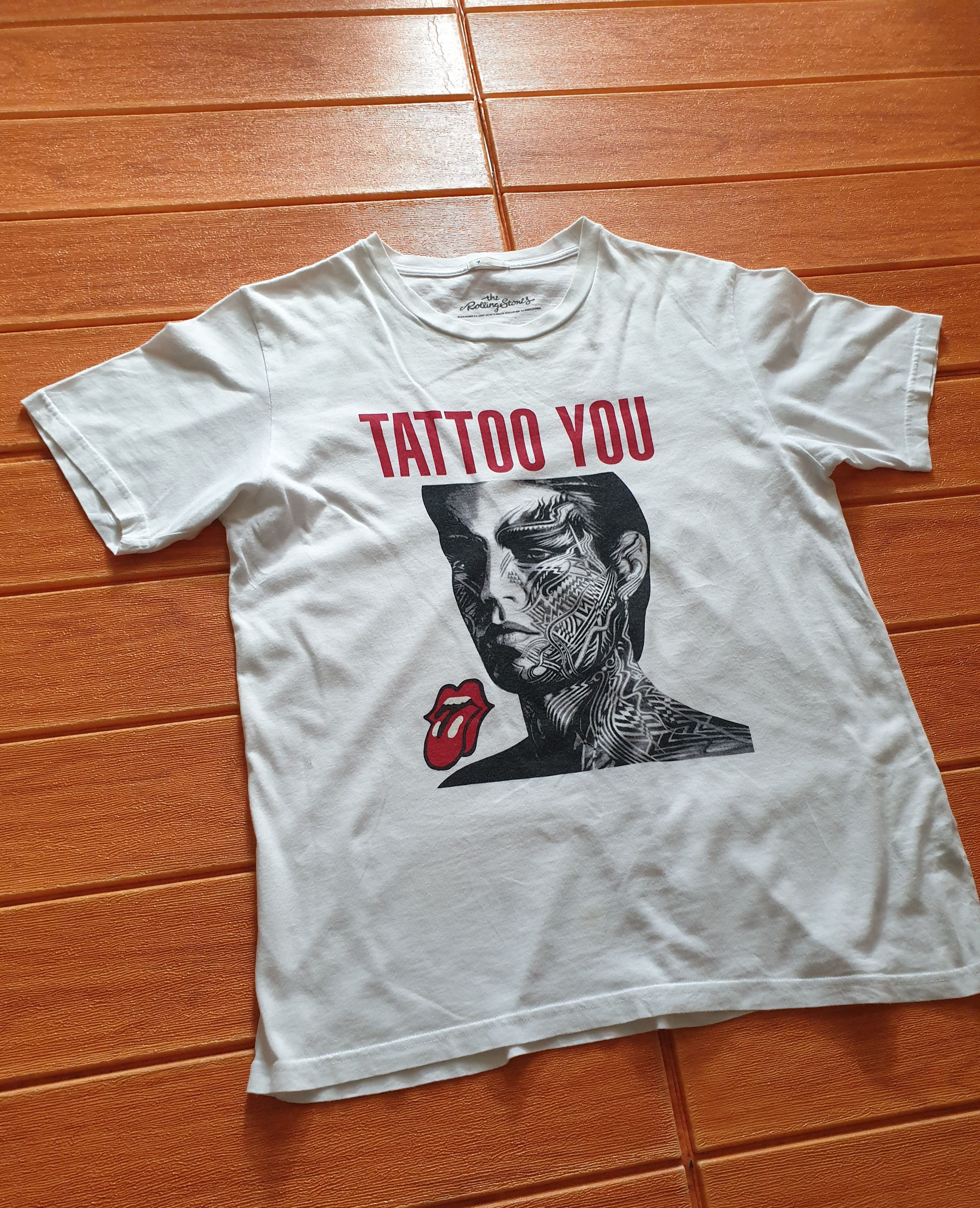 Band Tees 💥The rolling stones White colour band shirt Size US M / EU 48-50 / 2 - 5 Thumbnail