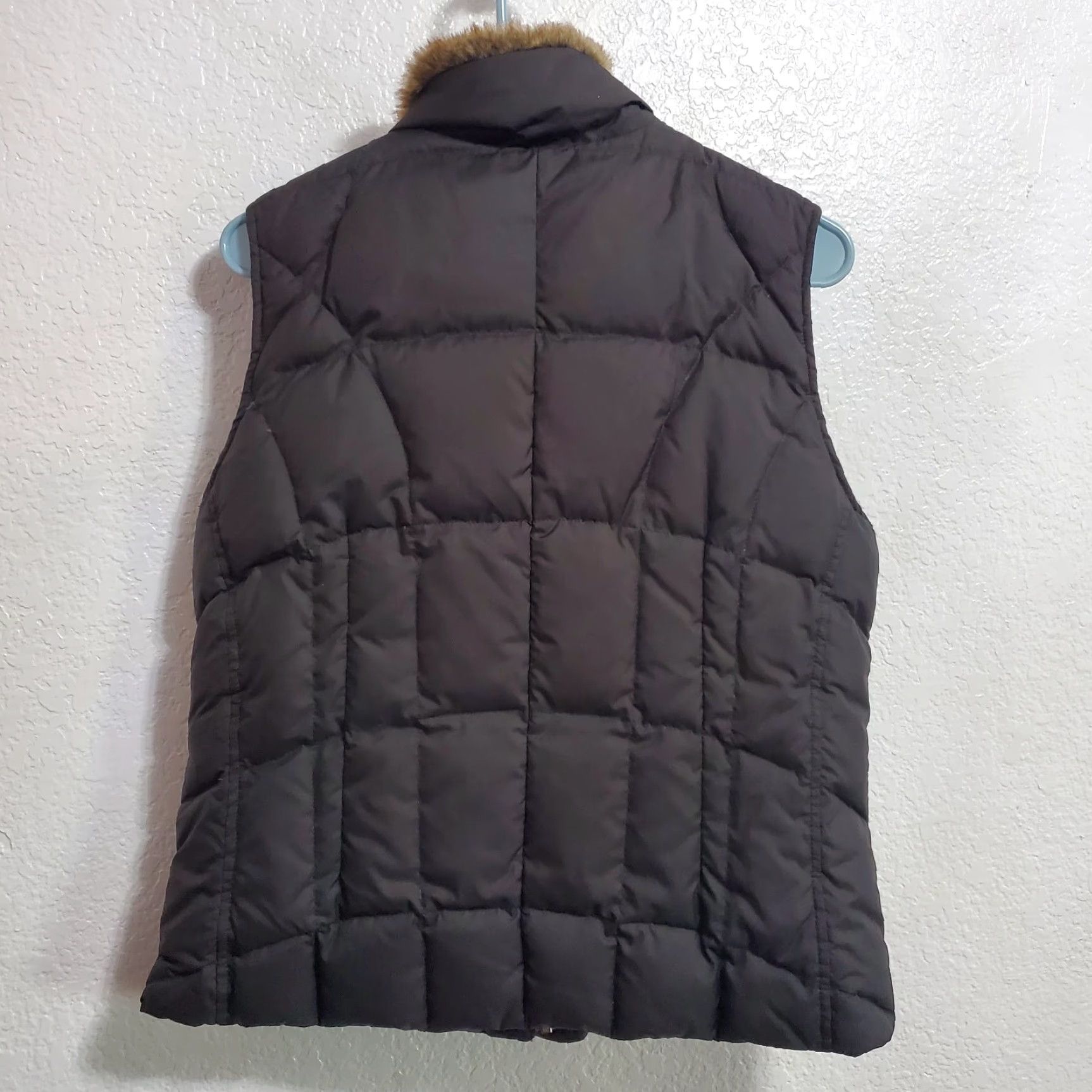 Eddie Bauer VINTAGE Eddie Bauer Vest Women Petite M Black Puffer Goose Down Faux Fur Trim Outdoor Size M / US 6-8 / IT 42-44 - 2 Thumbnail