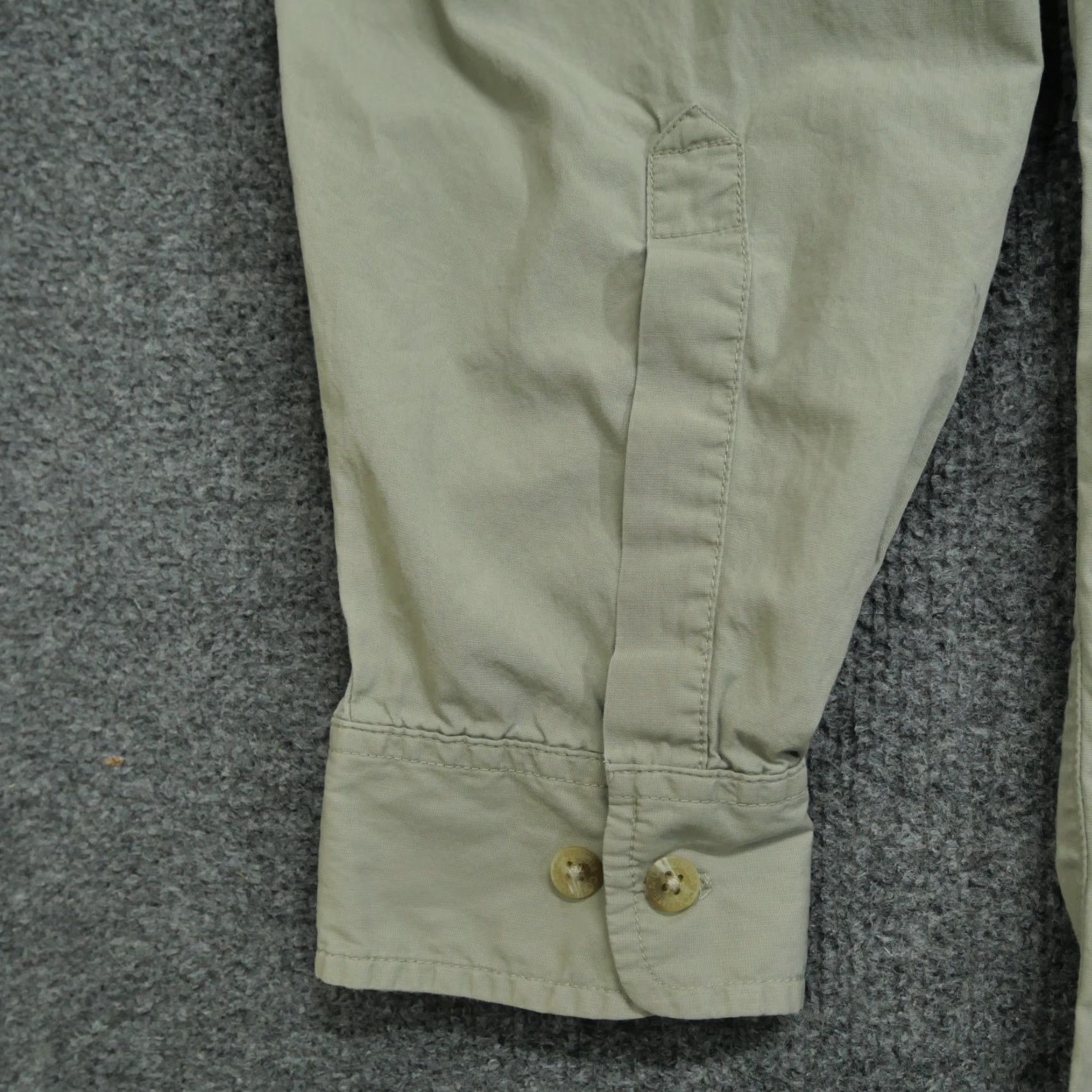 Vintage VINTAGE Columbia Shirt Mens L Tan Beige Button-Up Collared Short Sleeve Outdoor 90s Y2K Size US L / EU 52-54 / 3 - 5 Thumbnail
