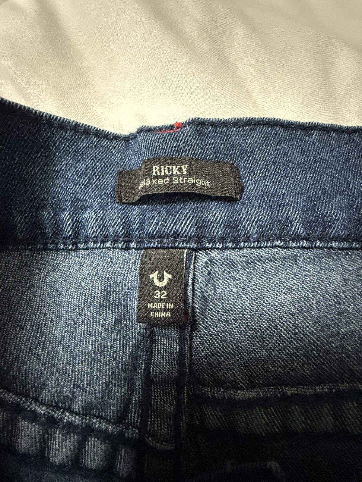 True Religion True Religion Ricky Straight Relaxed Jeans Size US 32 / EU 48 - 6 Thumbnail