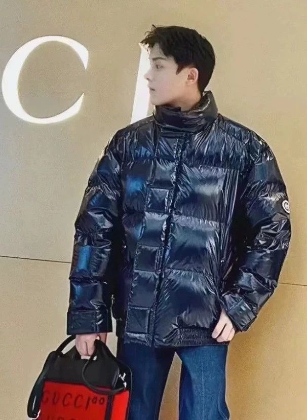Gucci Gucci Dark blue glossy double G-sleeved down jacket 2501-Ne Size US L / EU 52-54 / 3 - 4 Thumbnail