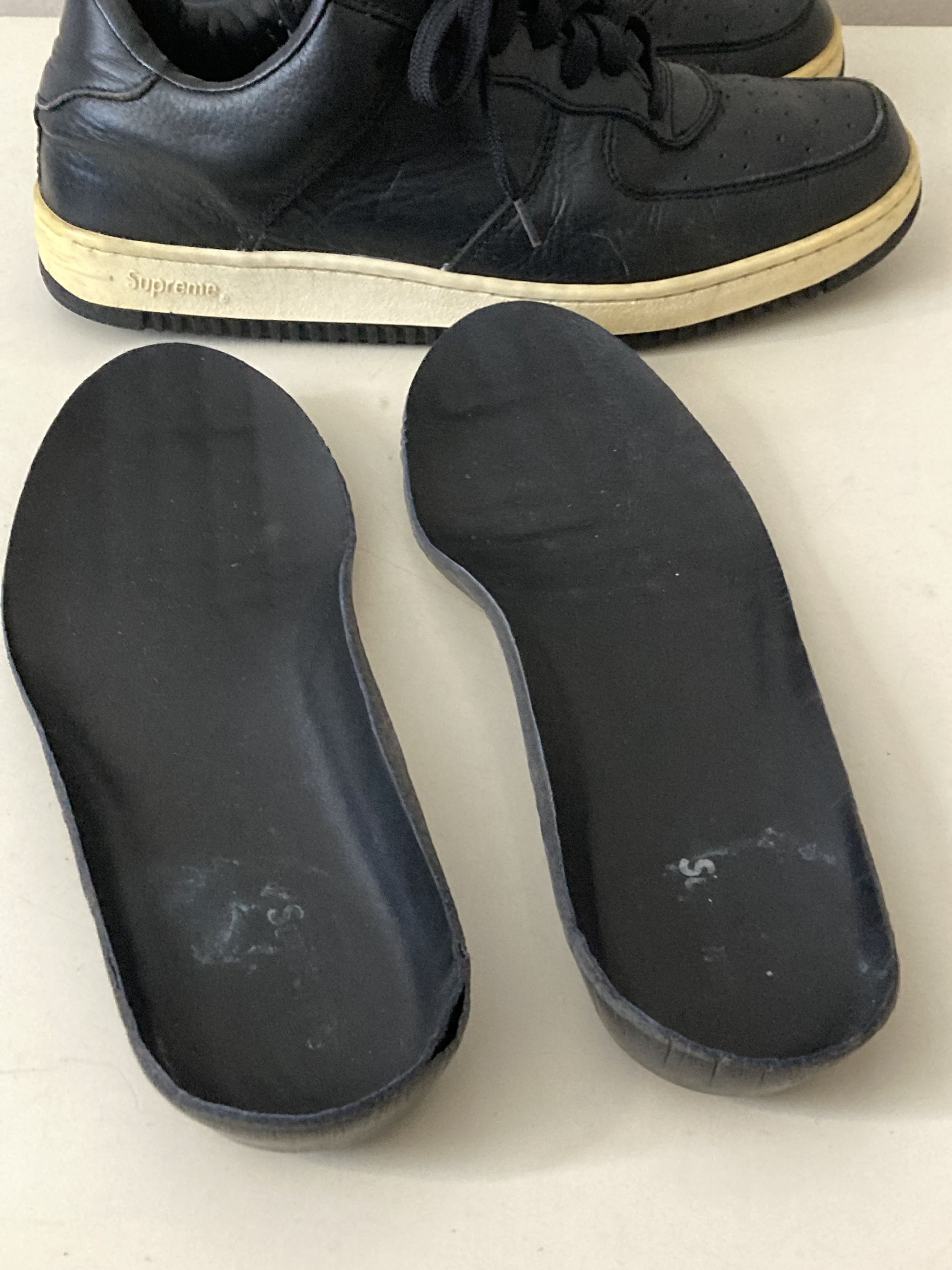 Supreme SUPREME Down Low Black US 10. Vintage. AF1/ Dunk/ Uptowns. Size US 10 / EU 43 - 6 Thumbnail