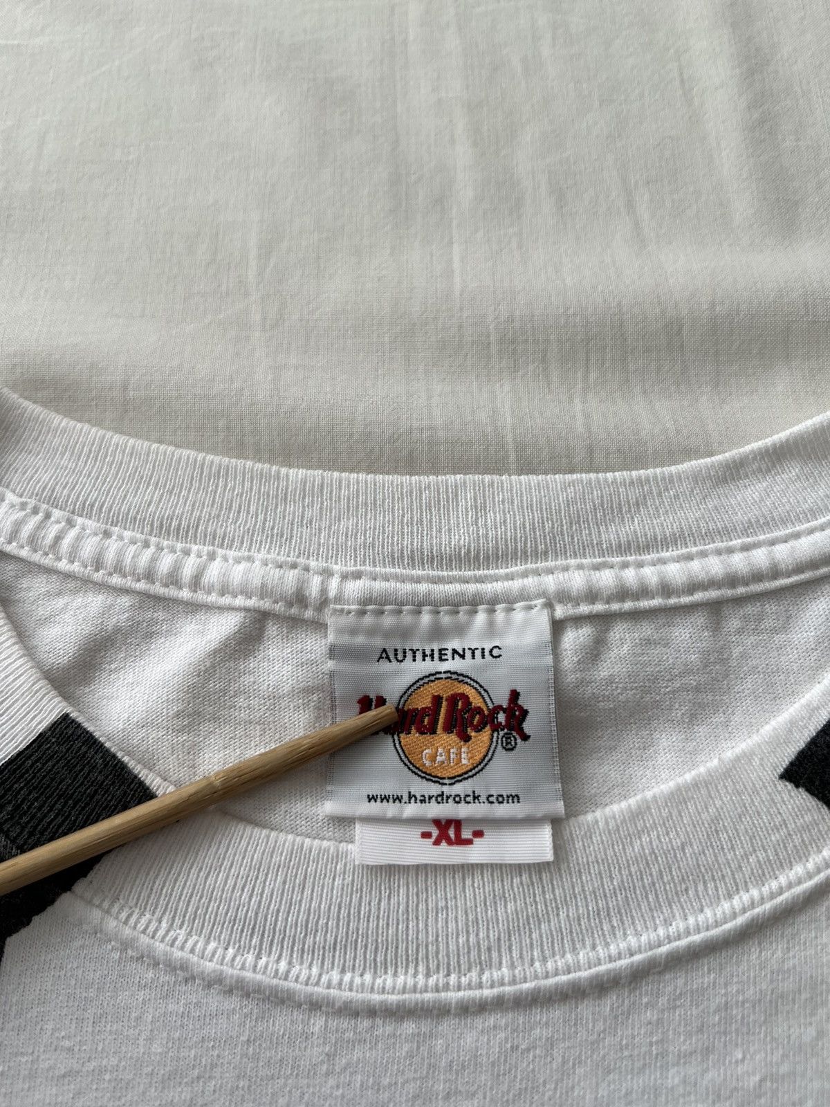 Hard Rock Cafe Vintage 2000s Hard Rock Cafe Headphones Miami Rocks T-shirt Size US XL / EU 56 / 4 - 8 Thumbnail