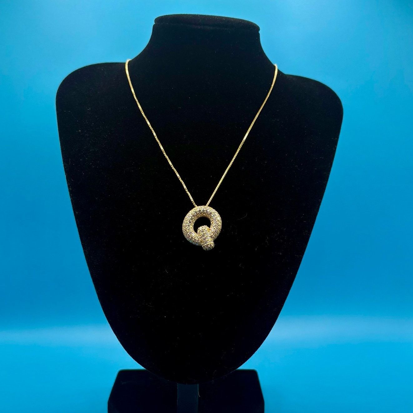 Jewelry Moissanite 'Q' Letter Pendant - Gold Plated 925 Sterling Size ONE SIZE - 1 Thumbnail