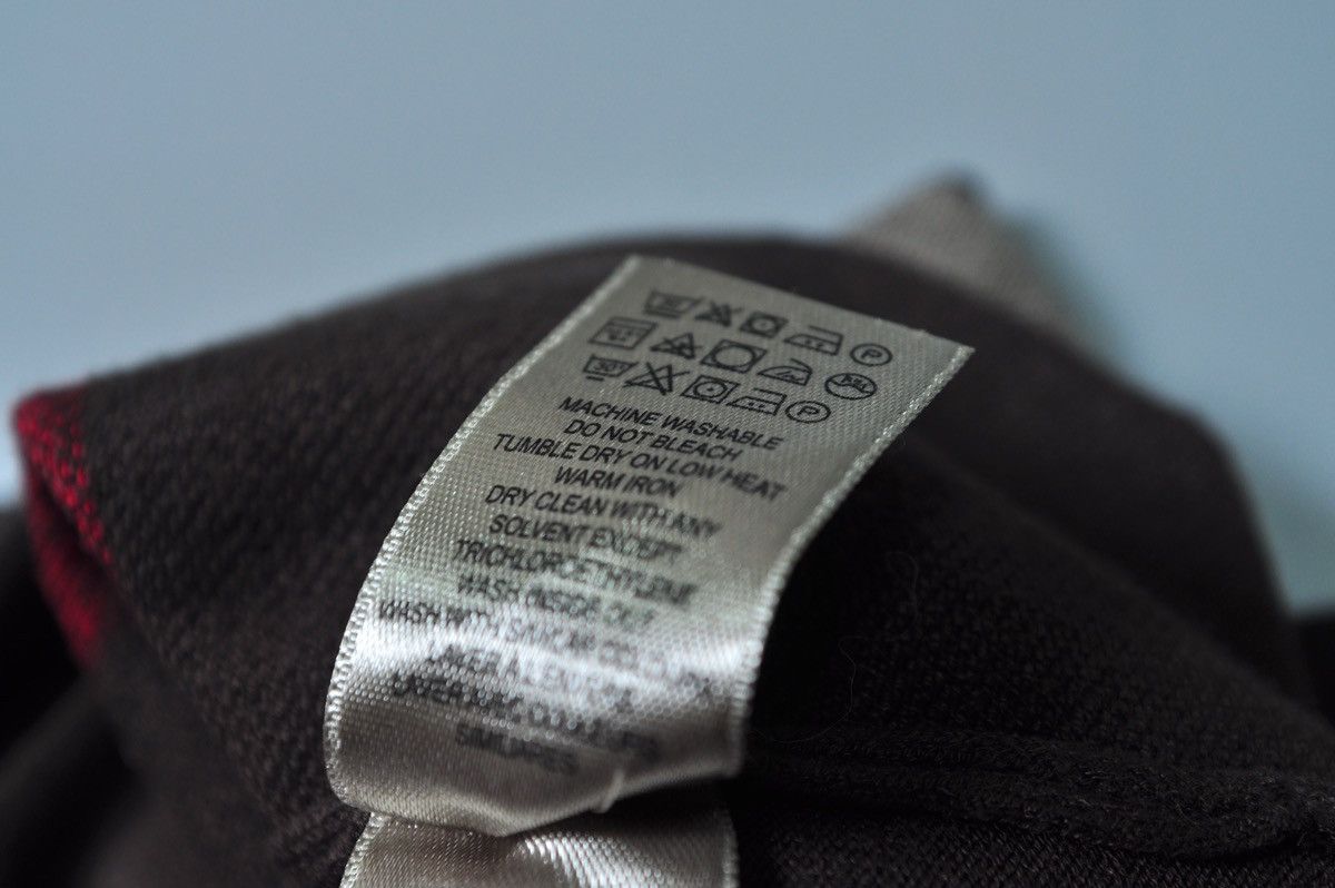 Burberry Burberry Nova Check Sweater V Neck RARE vintage Size L / US 10 / IT 46 - 13 Thumbnail