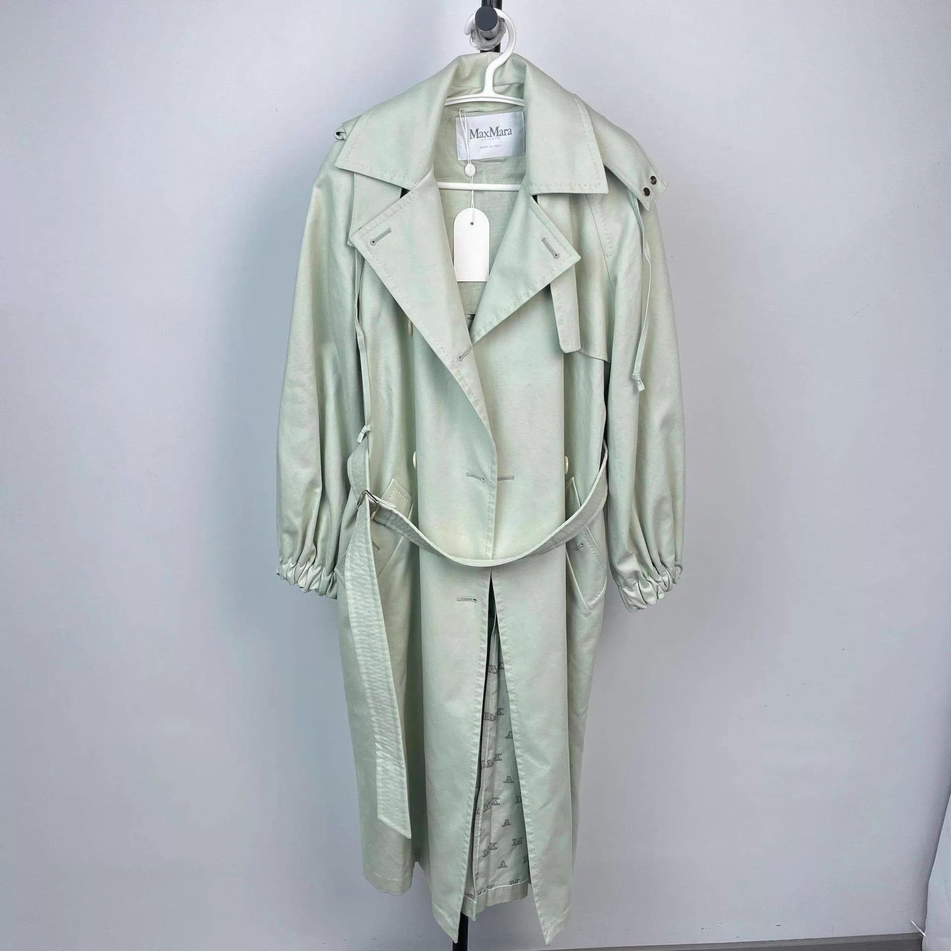 Max Mara MaxMara light green db long belted coat 38 Size S / US 4 / IT 40 - 1 Thumbnail