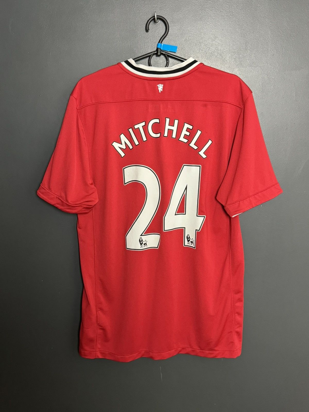 Nike Manchester United 11/12 Home Mitchell Football Jersey Size US L / EU 52-54 / 3 - 1 Thumbnail