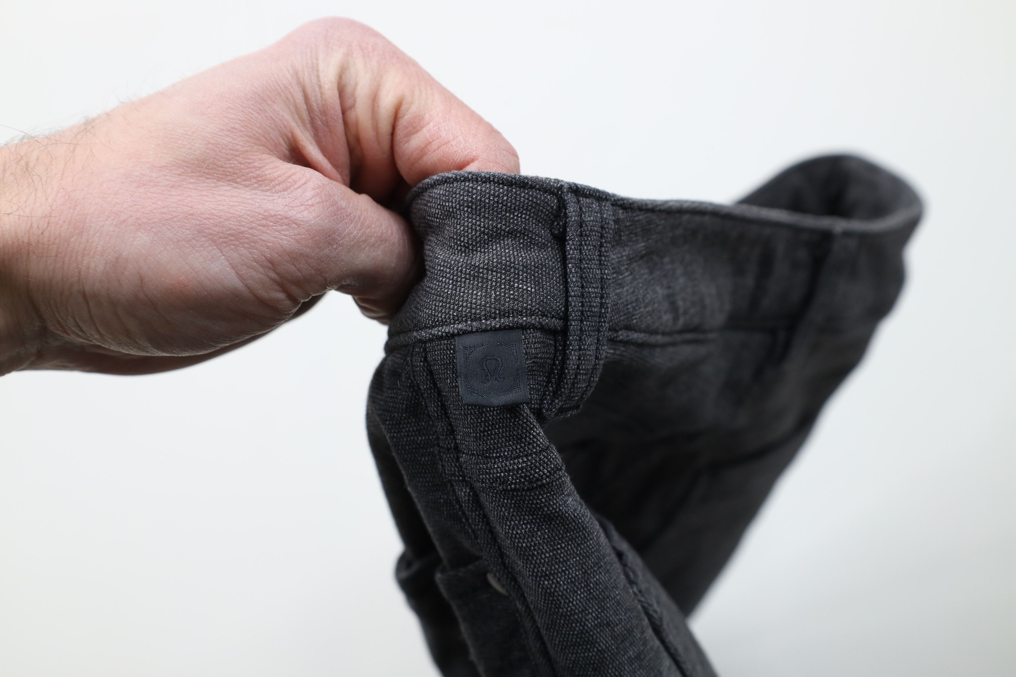 Lululemon Lululemon Skinny Leg Knit Chino Pants Trousers Gray Size 28" / US 6 / IT 42 - 9 Thumbnail