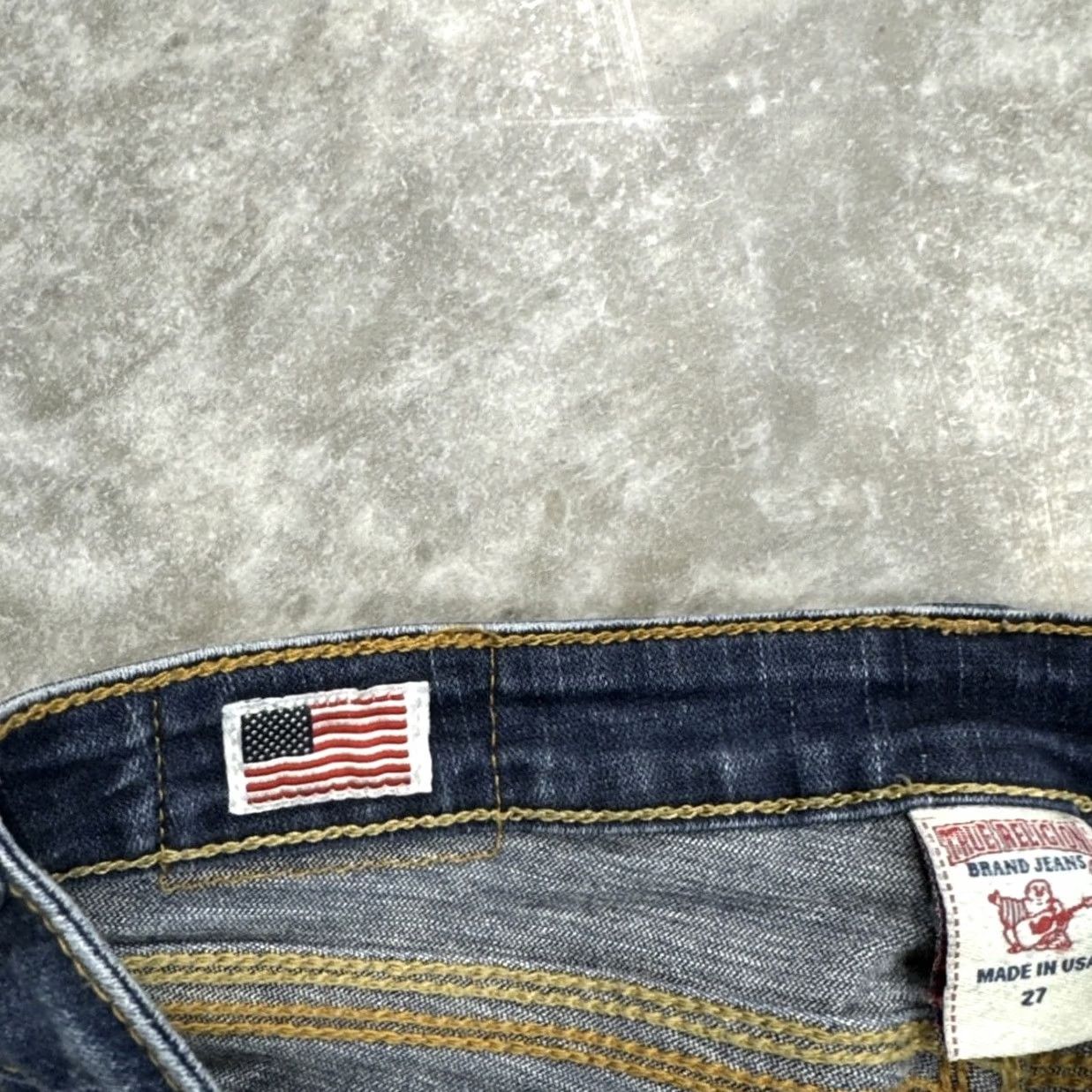 True Religion VINTAGE True Religion Jeans Womens 27 Blue Denim Straight Leg Flap Pocket Made in USA Size 27" / US 4 / IT 40 - 7 Thumbnail