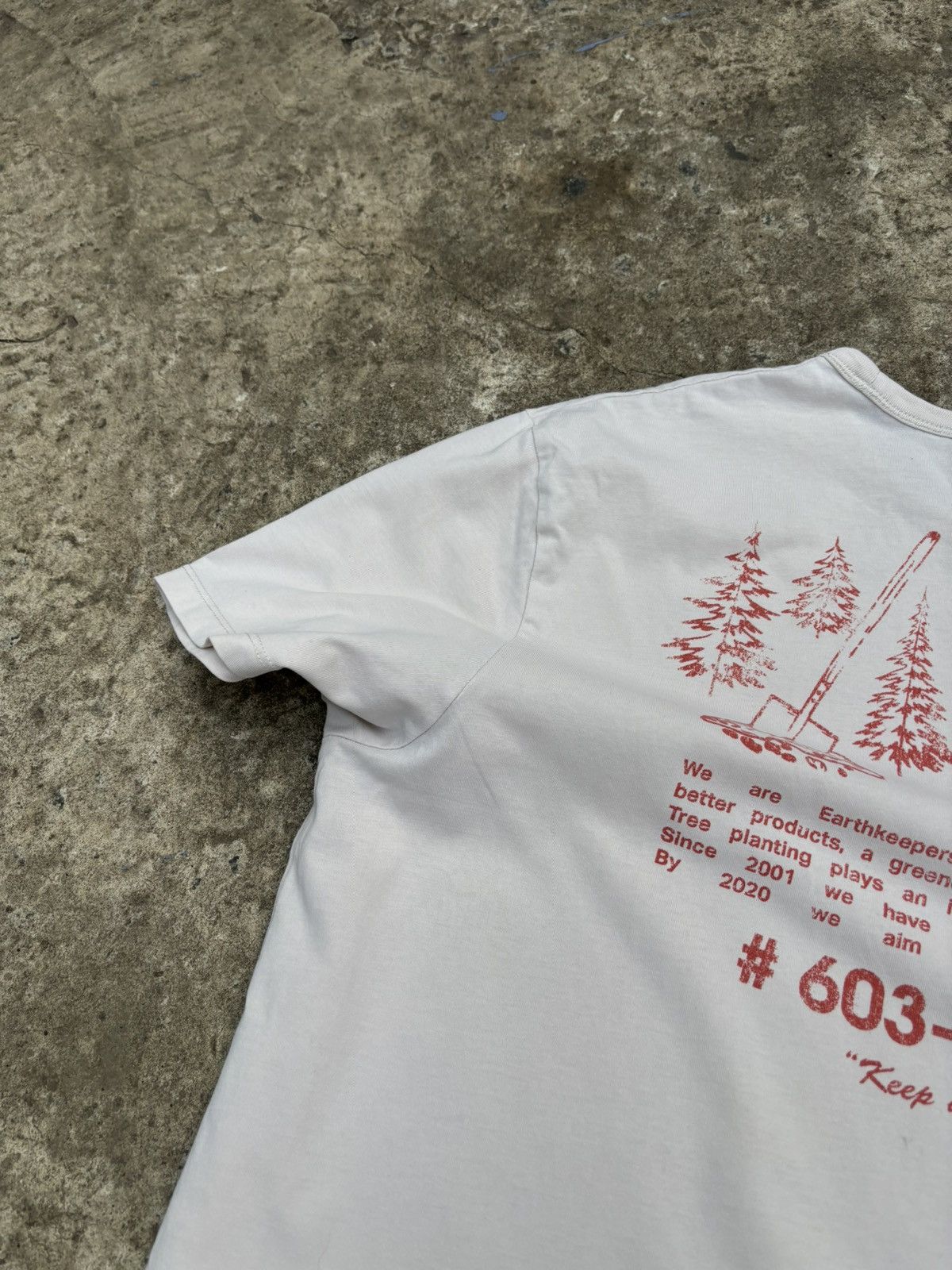 Timberland Timberland NATURE NEEDS HEROES Graphic Tee Size US XL / EU 56 / 4 - 8 Thumbnail