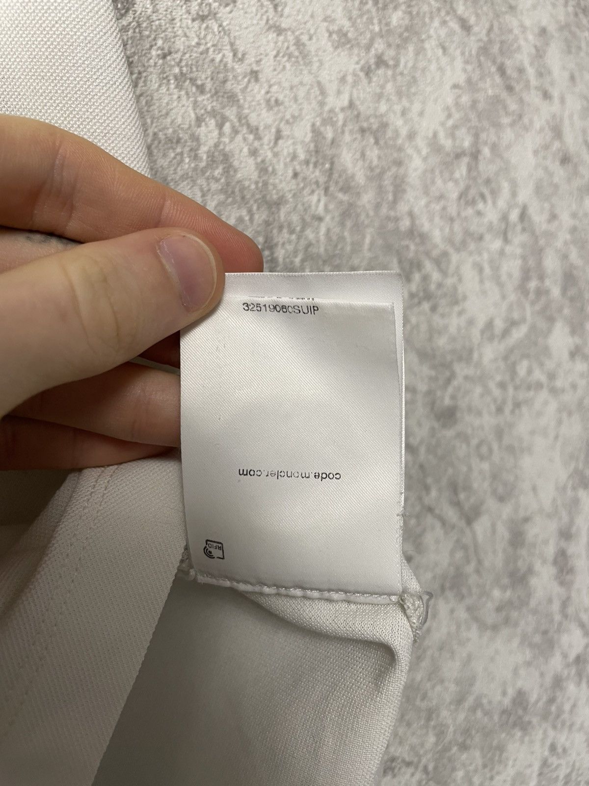 Moncler Gamme Bleu Moncler Gamme Bleu White T-Shirt With Pocket Size US M / EU 48-50 / 2 - 17 Thumbnail