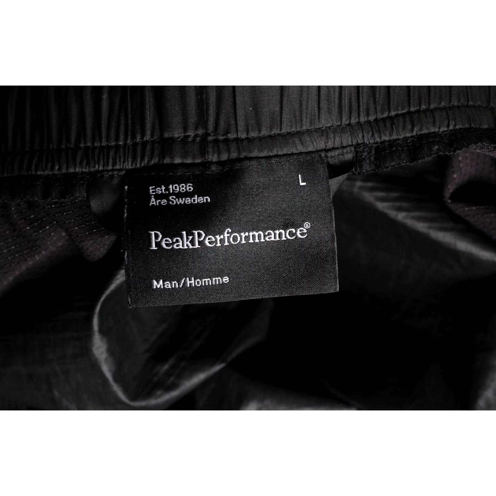 Peak Performance PEAK PERFORMANCE BIEGGA Pants Trousers Men L Lightweight Windbreaker Black Regular 38in Waist 34in Inseam Size US 33 - 4 Thumbnail