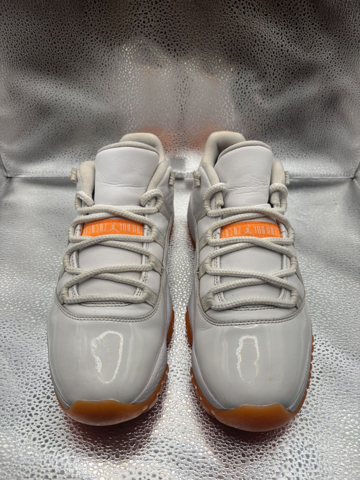 Jordan Brand Air Jordan 11 low citrus Size US 10 / IT 40 - 2 Thumbnail