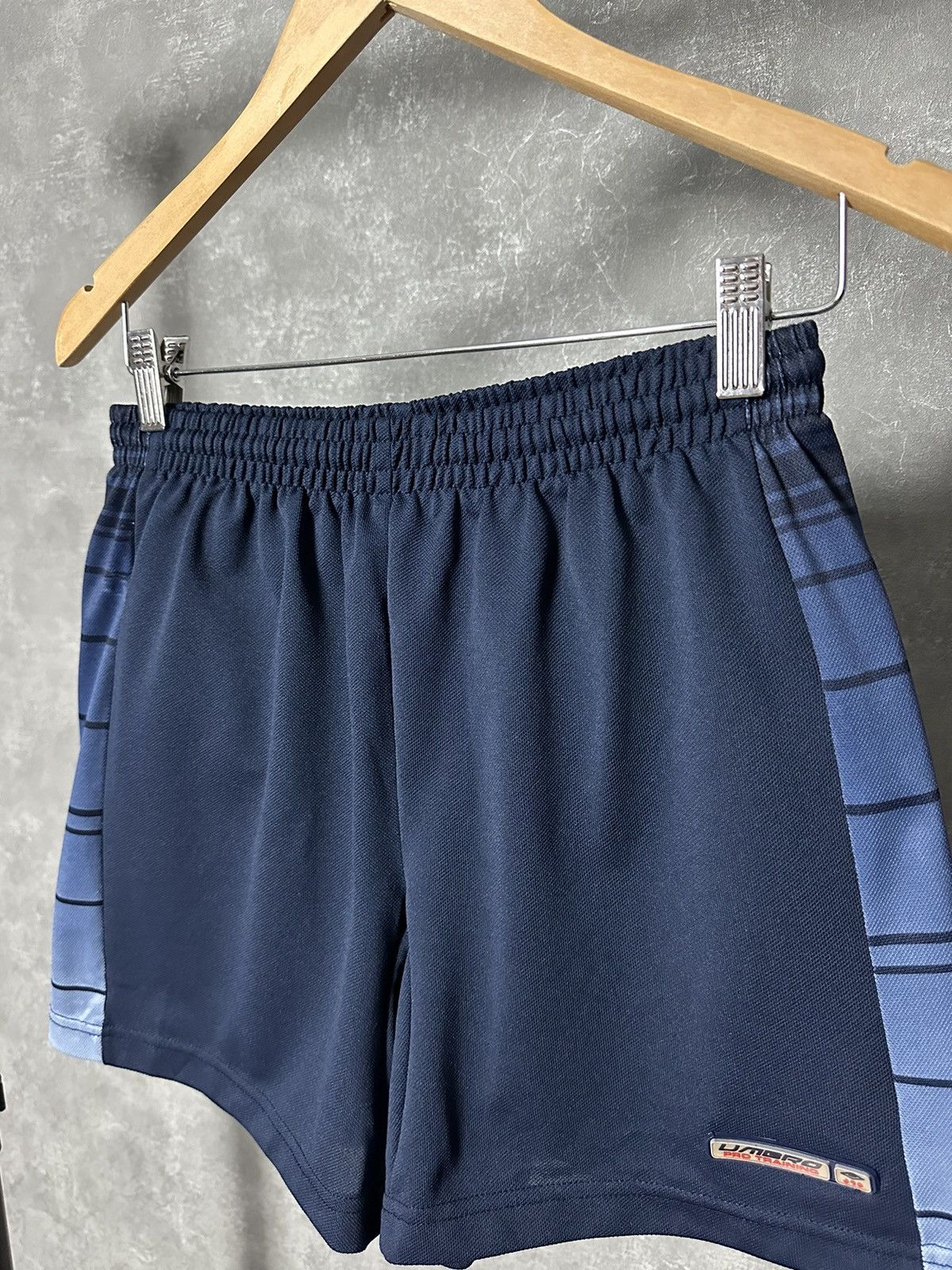 Umbro × Vintage Vintage Umbro Pro Training Navy Stripped Jersey Shorts Size US 30 / EU 46 - 3 Thumbnail