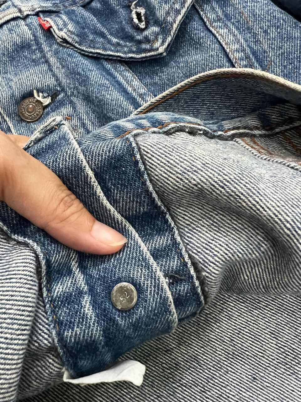 Levi's Levis 1970’s type3 Trucker Jacket Top Button 52 Size US M / EU 48-50 / 2 - 12 Thumbnail
