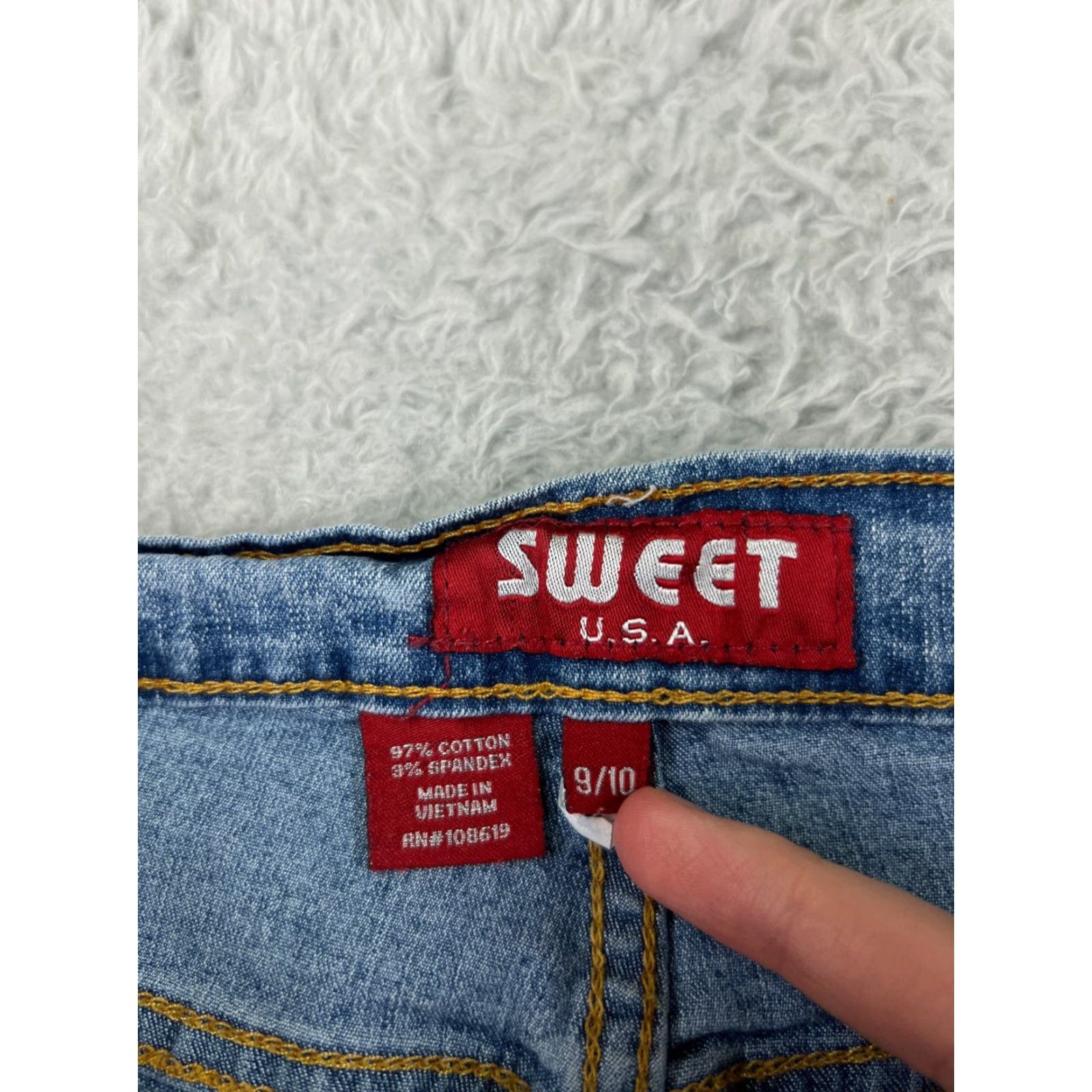 Vintage Sweet Jeans Women 9 Blue Denim Straight Leg Medium Wash Embroidered Cotton Denim Size 30" / US 8 / IT 44 - 4 Thumbnail