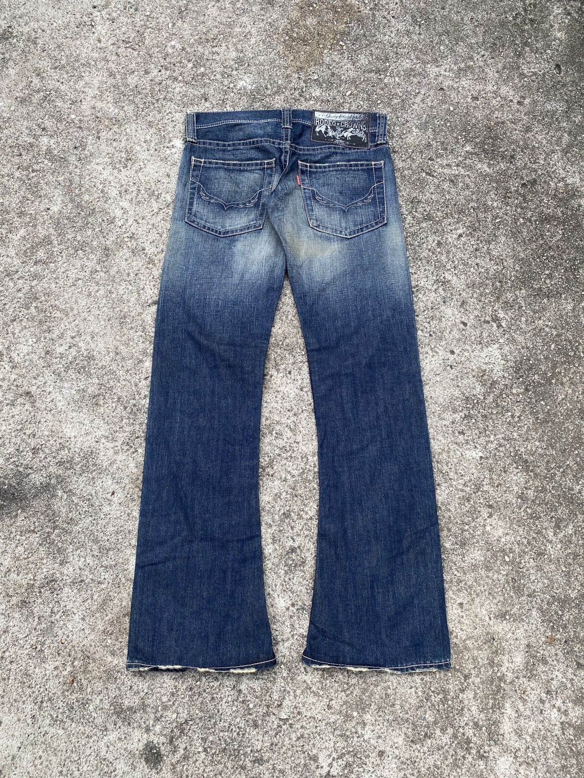 Japanese Brand Flare Rodeo Crown Japan Claw Marks Design Low Rise Denim Size US 30 / EU 46 - 2 Thumbnail