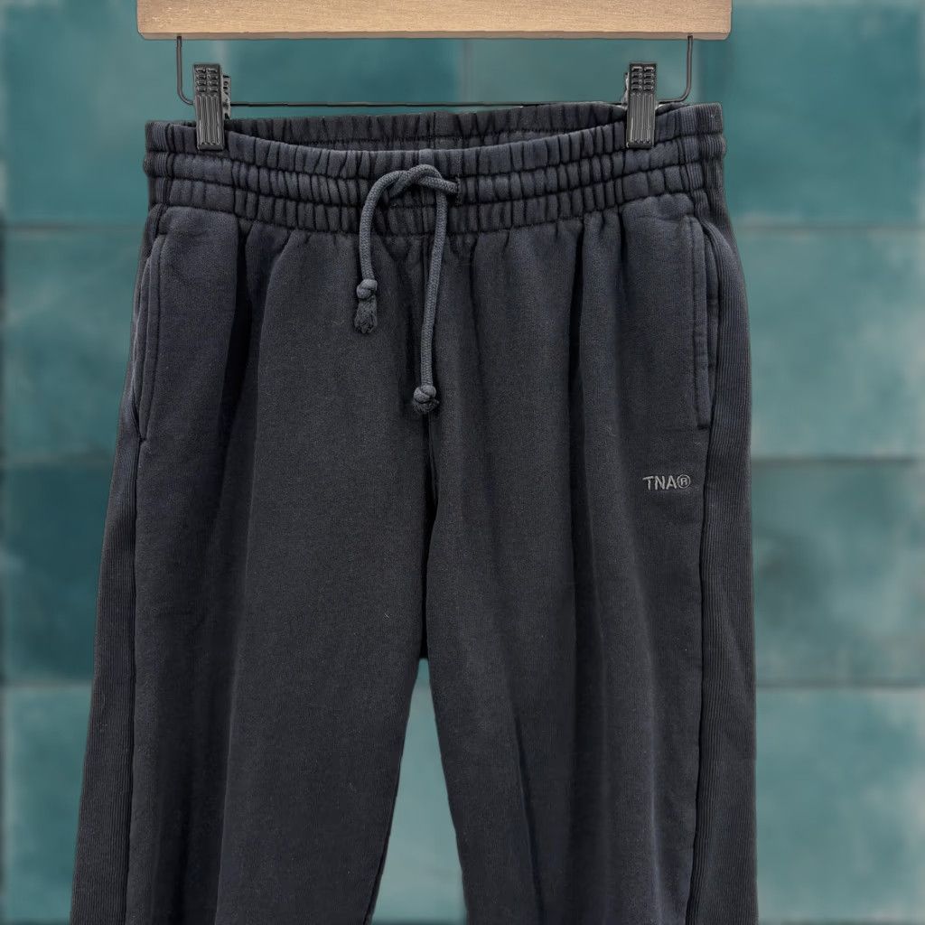 TNA Tna Sweatfleece Pants Womens XS Black Cozy Fleece Boyfriend Jogger Sweatpants Size 26" / US 2 / IT 38 - 1 Thumbnail