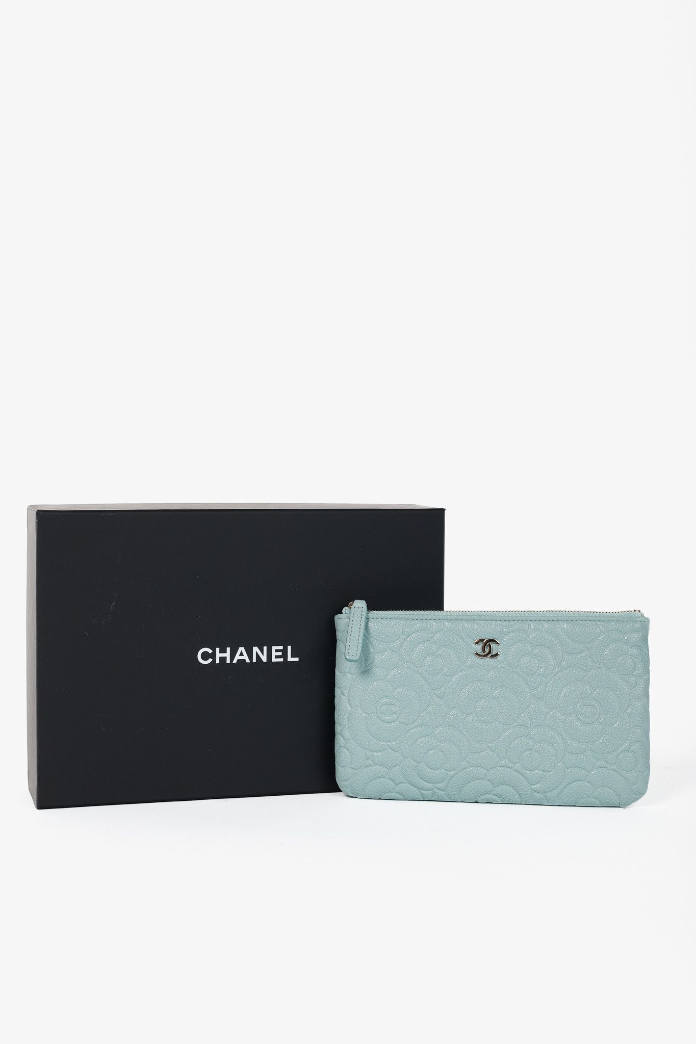 Chanel Chanel Light Blue Caviar Camellia-Embossed Small O-Case Size ONE SIZE - 12 Thumbnail