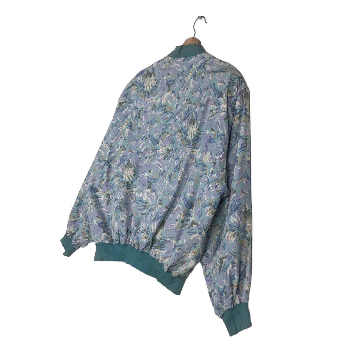Japanese Brand 🔥Vintage Bomber Jacket Favored Pure Silk Over Print Flower Size US M / EU 48-50 / 2 - 10 Thumbnail