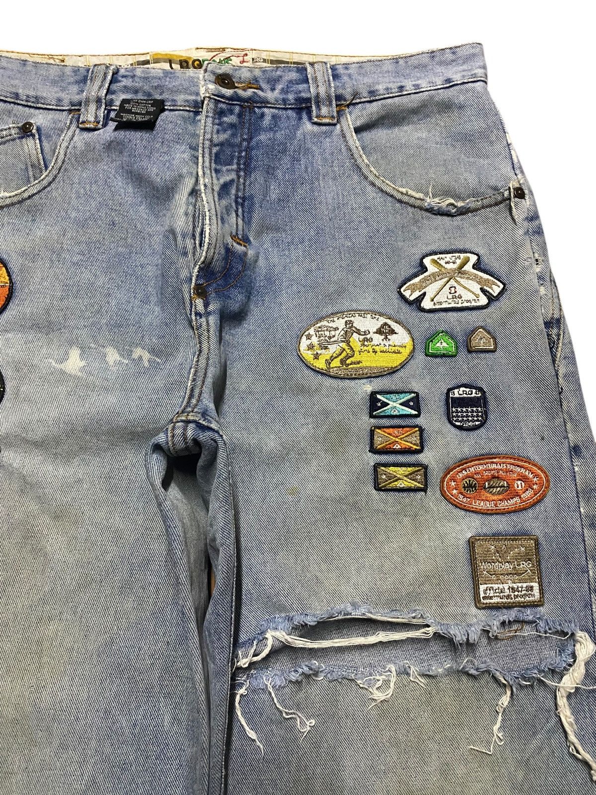Rocawear Vintage LRG Light Wash Patches Ripped Baggy Jeans Size US 34 / EU 50 - 8 Thumbnail