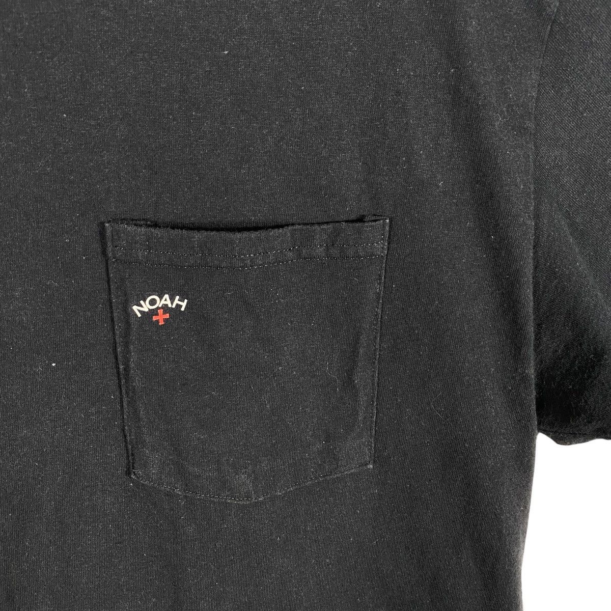 Noah Noah Black Pocket Tee Shaquanda Hot Pepper Sause Size US L / EU 52-54 / 3 - 5 Thumbnail