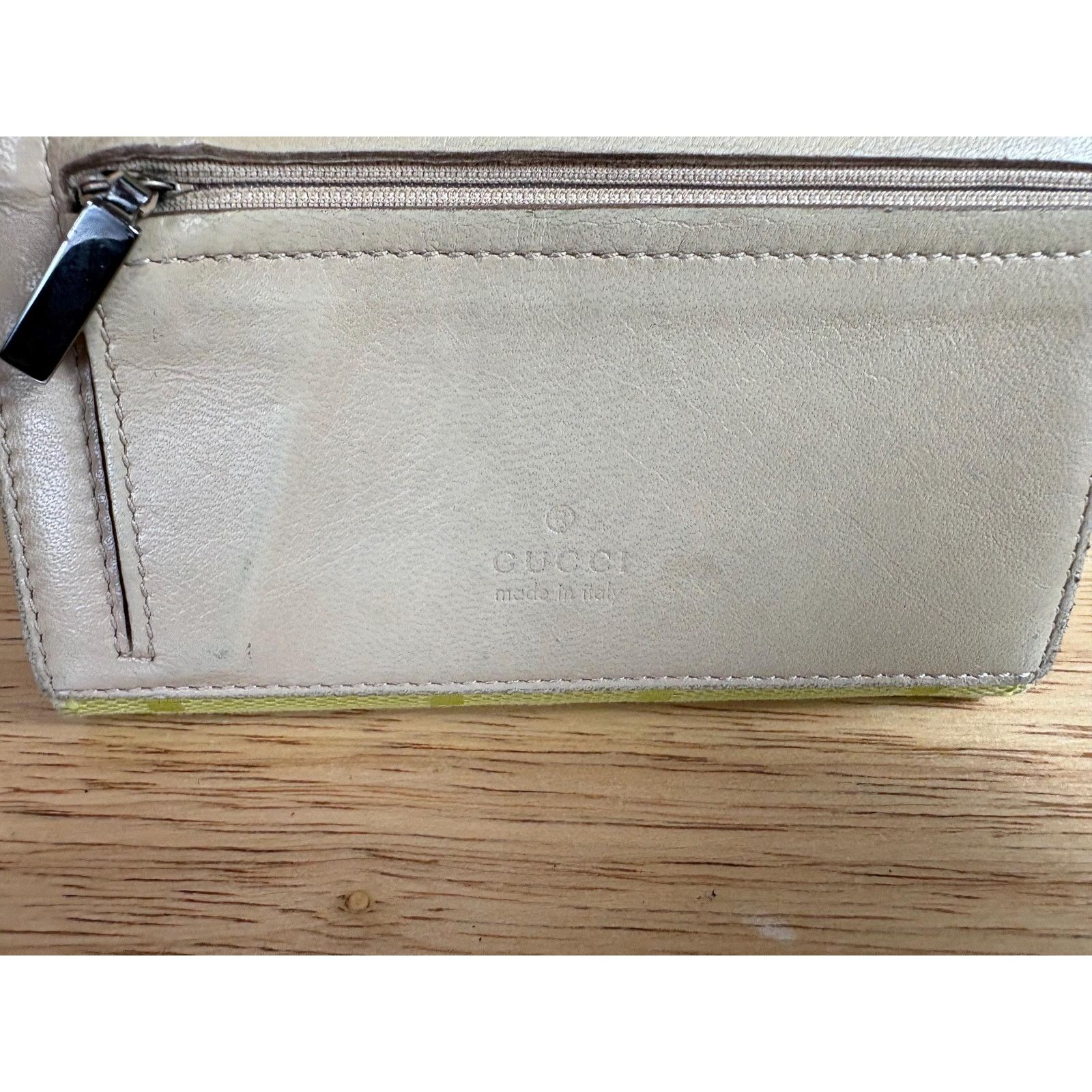 Gucci Authentic Gucci Compact Neon Beige Wallet GG Size ONE SIZE - 5 Thumbnail