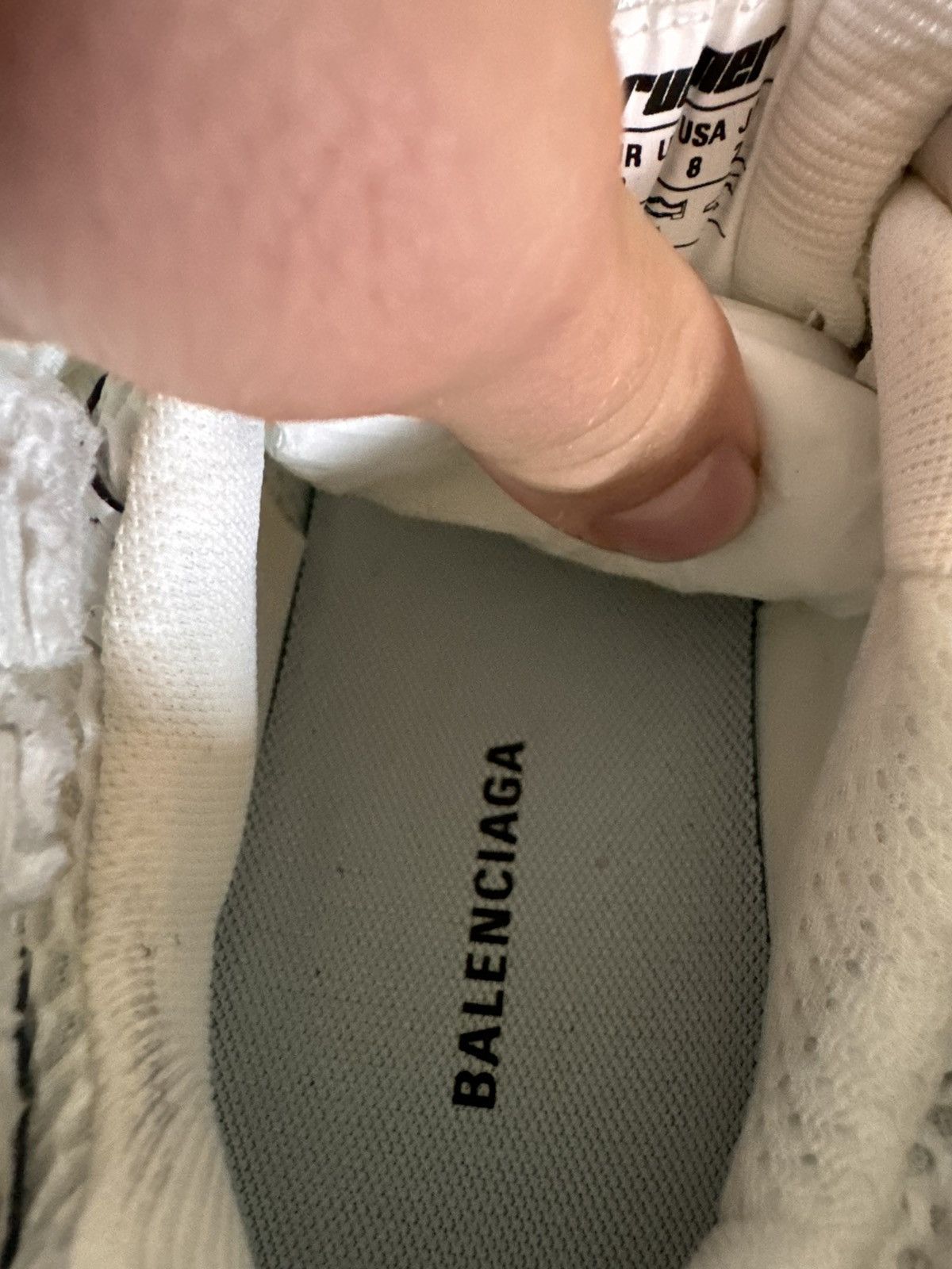 Balenciaga Balenciaga White Kith Runner 38 LIMITED Size US 6 / EU 39 - 10 Thumbnail