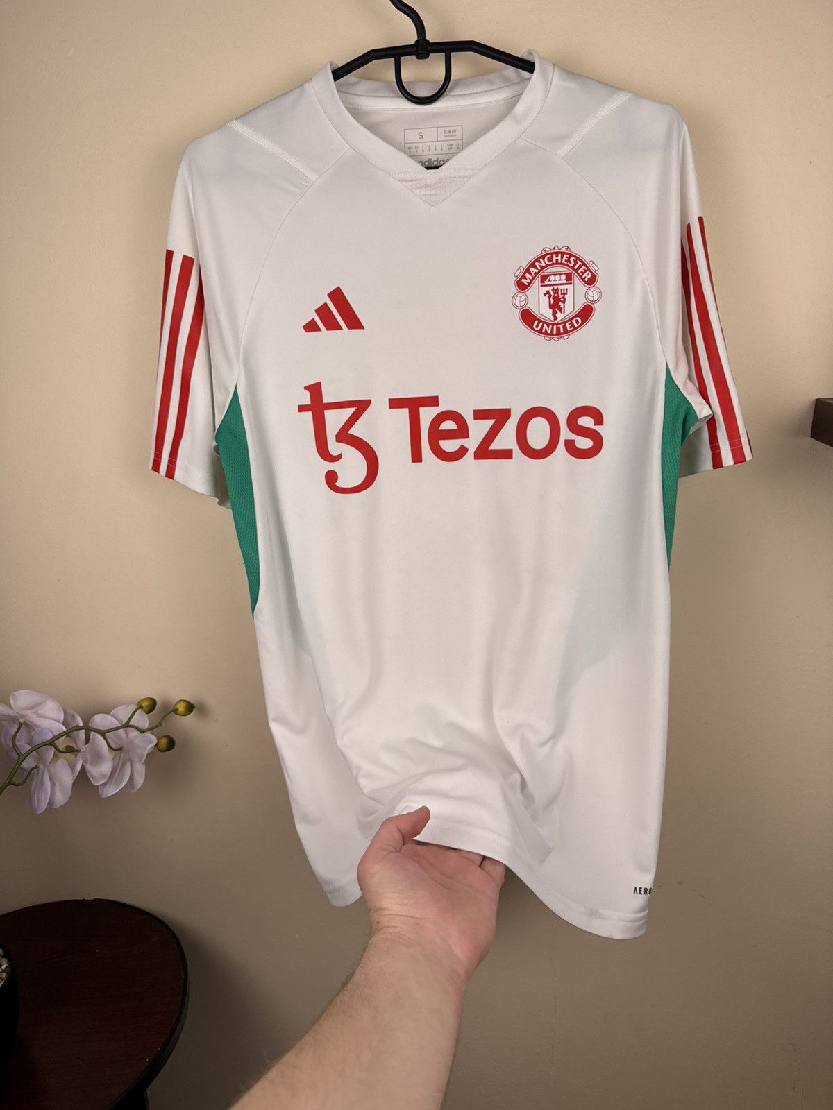 Adidas Adidas Manchester United Jersey 2023/2024 Training S Size US S / EU 44-46 / 1 - 8 Thumbnail