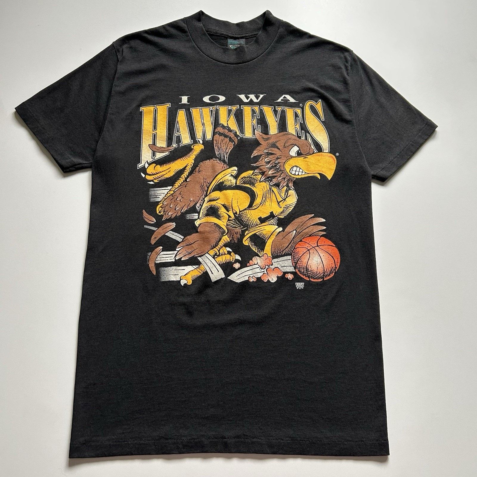 NCAA Vintage Iowa Hawkeyes Shirt Large Slim Black 90s University Size US L / EU 52-54 / 3 - 1 Thumbnail