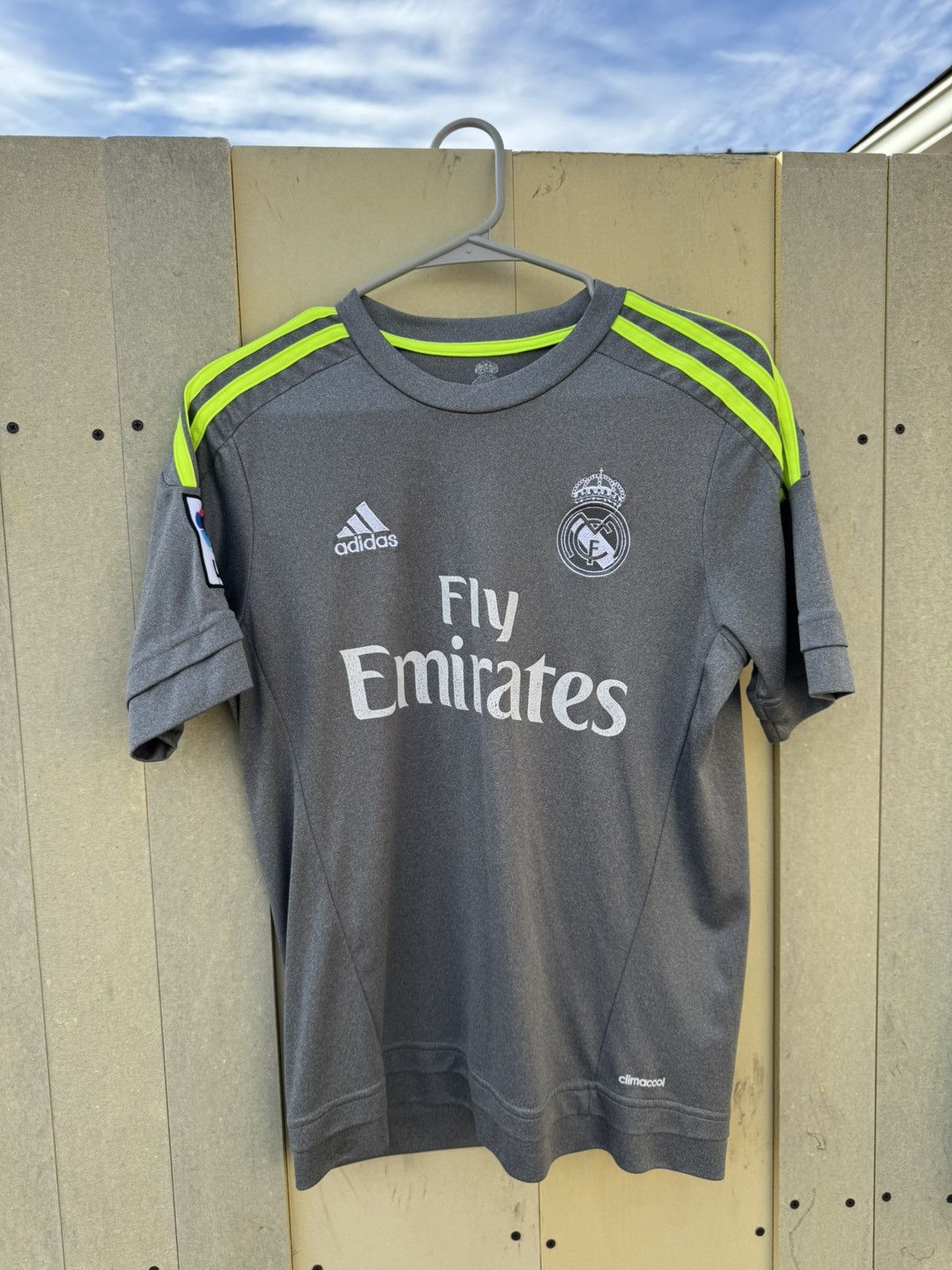 Adidas Adidas Real Madrid Authentic Third Kit Uniform Jersey Size US S / EU 44-46 / 1 - 1 Thumbnail