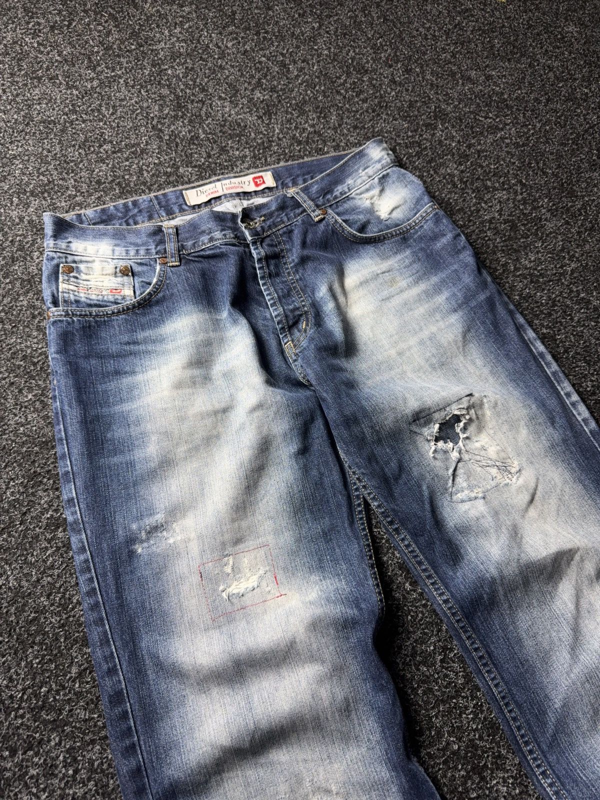 Diesel 90s Diesel Industry Zip Back Pocket Jeans Made in Italy Y2K Size US 33 - 7 Thumbnail