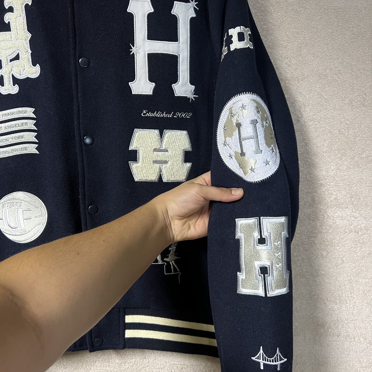 Huf HUF 20 Year Classic H Varsity Bomber Jacket Mens Medium Blue Size US M / EU 48-50 / 2 - 3 Thumbnail