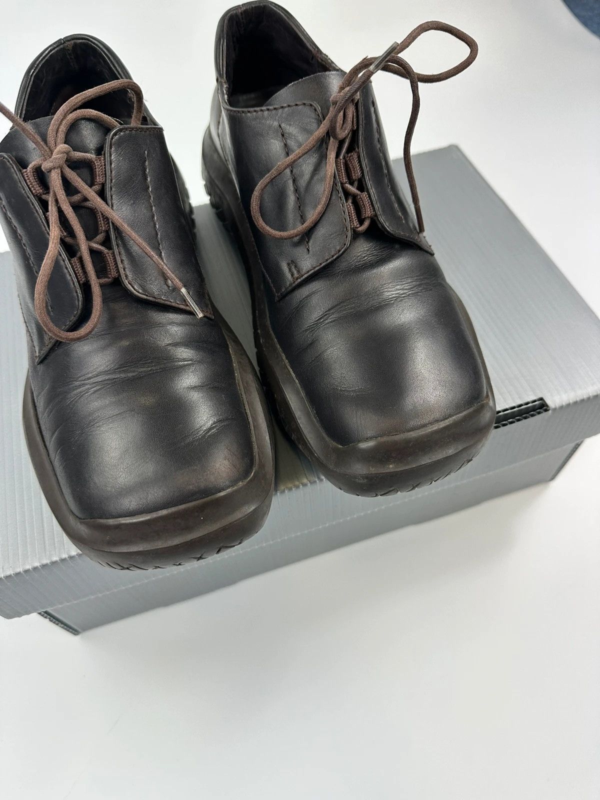 Prada Prada FW1999 Vibram Puddle Sole Loafer Leather Size US 7 / IT 37 - 4 Thumbnail