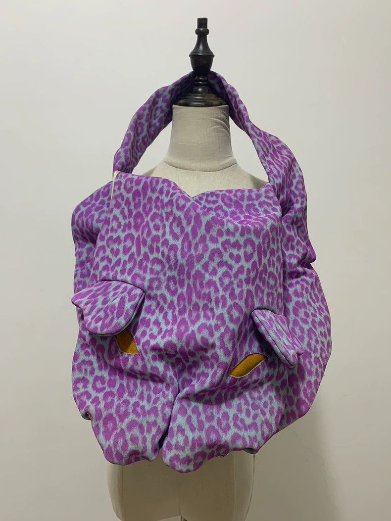 Vivienne Westwood Vivienne Westwood size os Purple leopard print tiger head b Size ONE SIZE - 7 Thumbnail