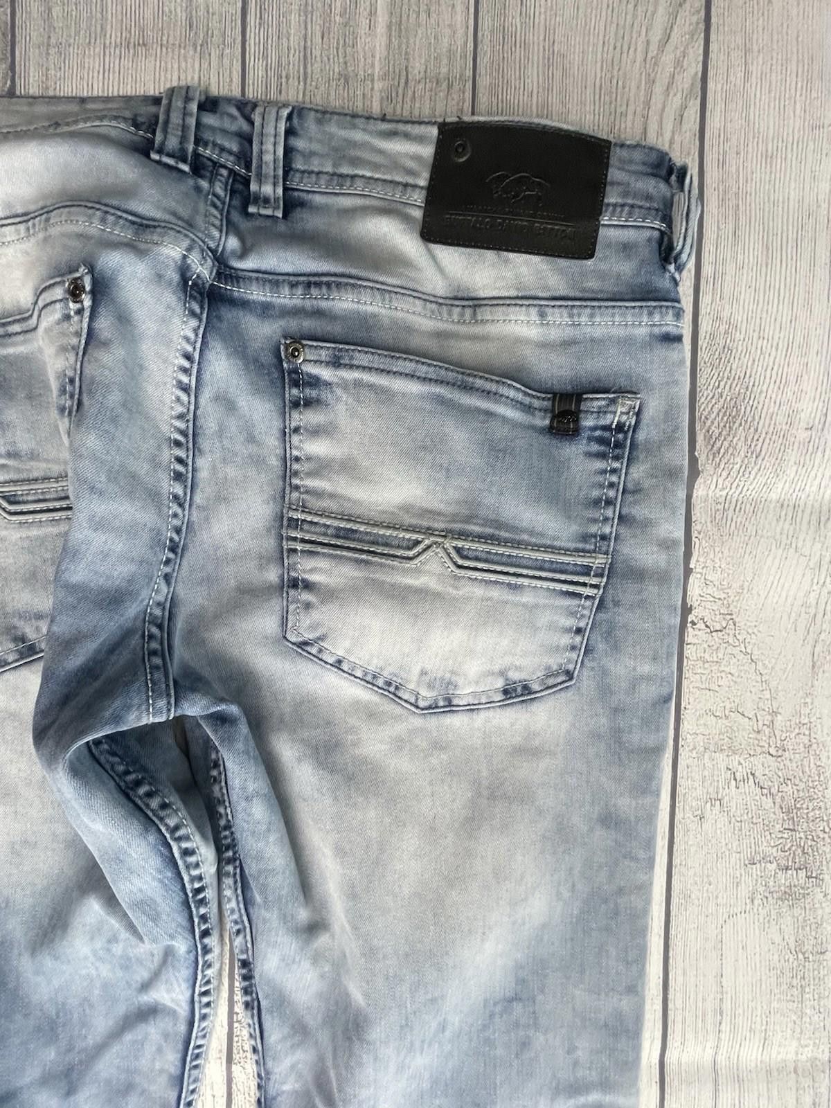Designer Buffalo David Bitton Jeans Mens 32x30 Light Wash Size US 32 / EU 48 - 4 Thumbnail