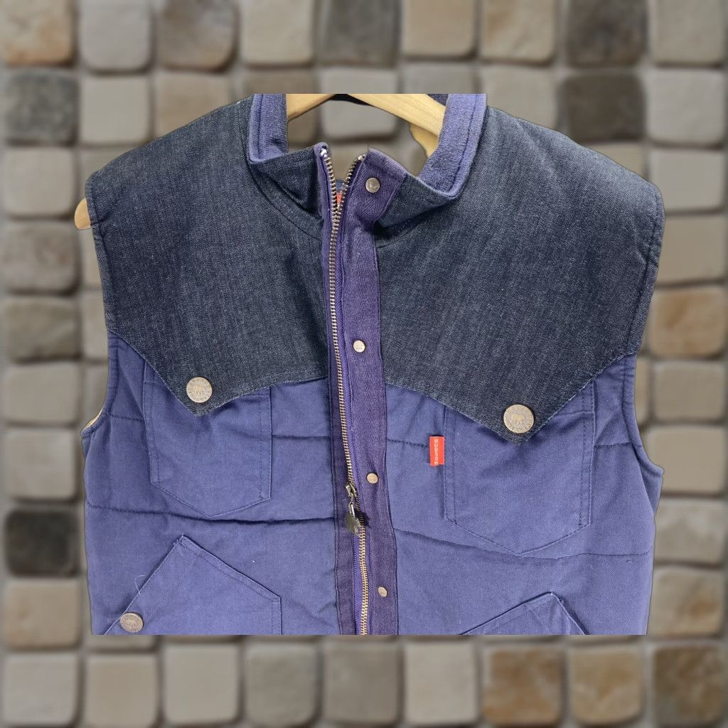 Hudson HUDSON Outerwear Vest Mens Large Blue Denim Canvas Full Zip Casual Quilted, Outdoor, Cotton Shell, 22" Chest, 26" Shoulder-to-Waist, Regular Fit Size US L / EU 52-54 / 3 - 1 Thumbnail