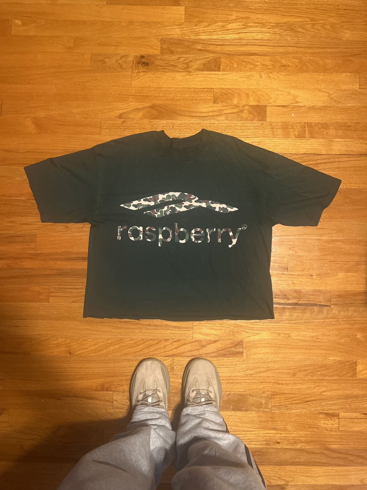 Japanese Brand raspberry hills/gv gallery raspberry tee | Grailed