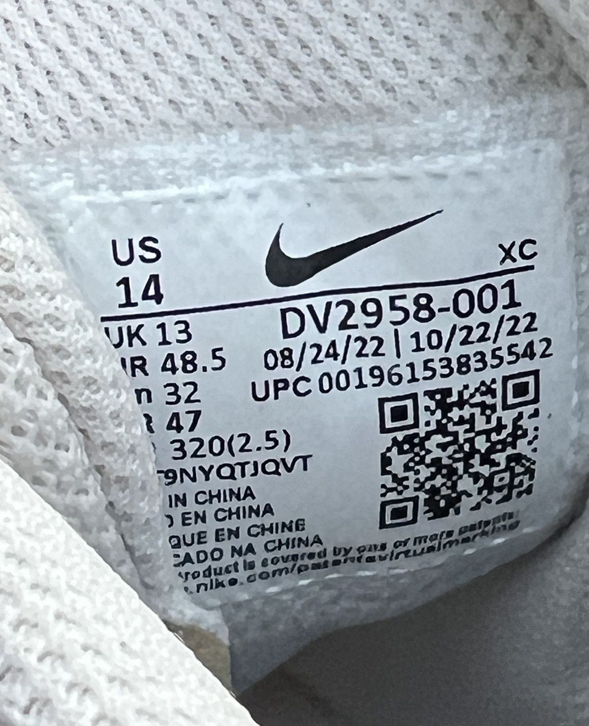 Nike RARE Nike Zoom Vapor Tour 9.5 size 14 Cali Murals Tennis Size US 14 / EU 47 - 10 Thumbnail