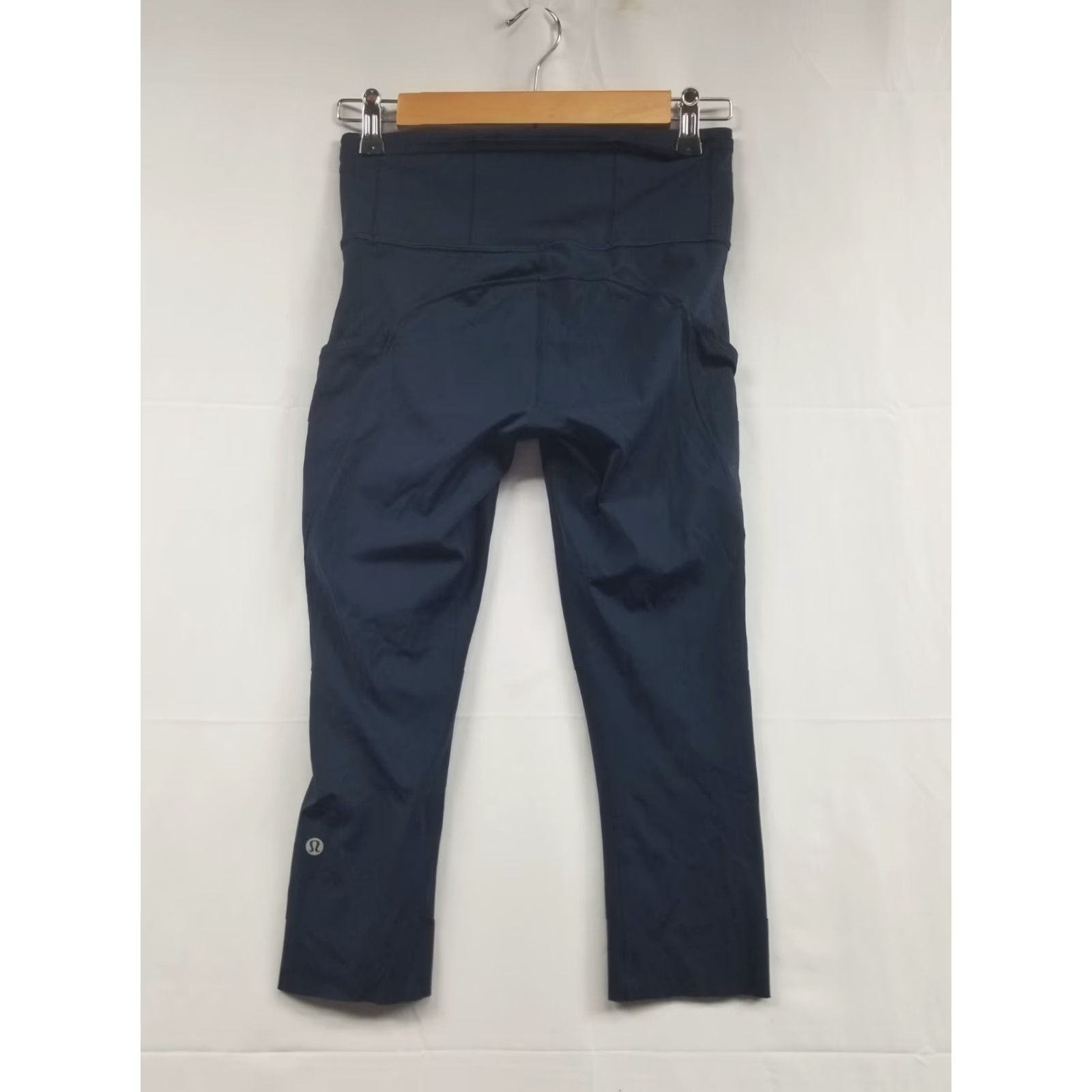 Lululemon Lululemon Women Size 6 Leggings Blue Yoga Gym Compression Tight Pants Athletic Cross Training Running & Jogging Pockets Inseam 19 Size 28" / US 6 / IT 42 - 2 Thumbnail
