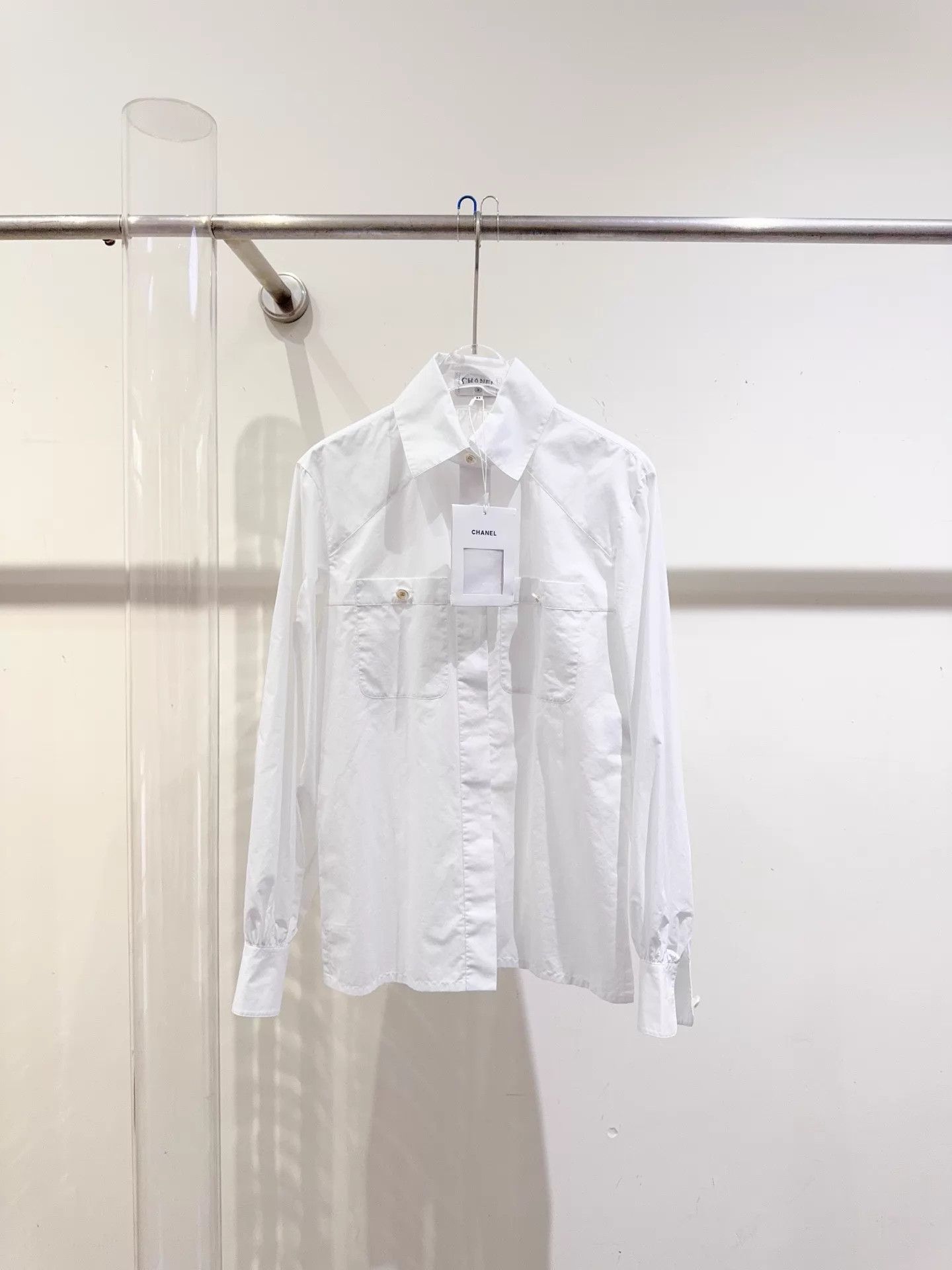Chanel Chanel Women's White Shirt 34 (New with Tags) Size XS / US 0-2 / IT 36-38 - 1 Thumbnail